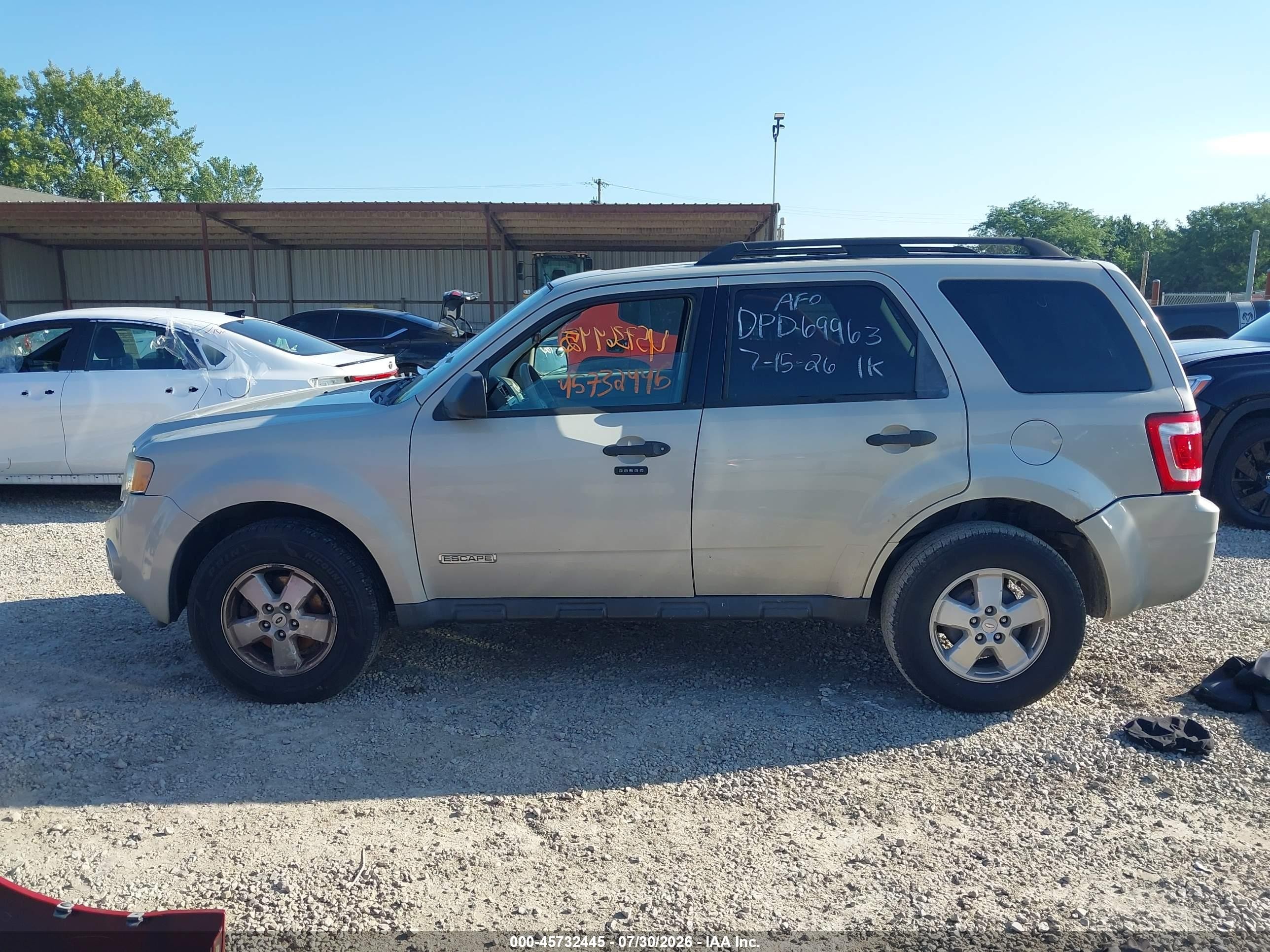 2008 Ford Escape Xlt Gold vin: 1FMCU03Z58KA91404