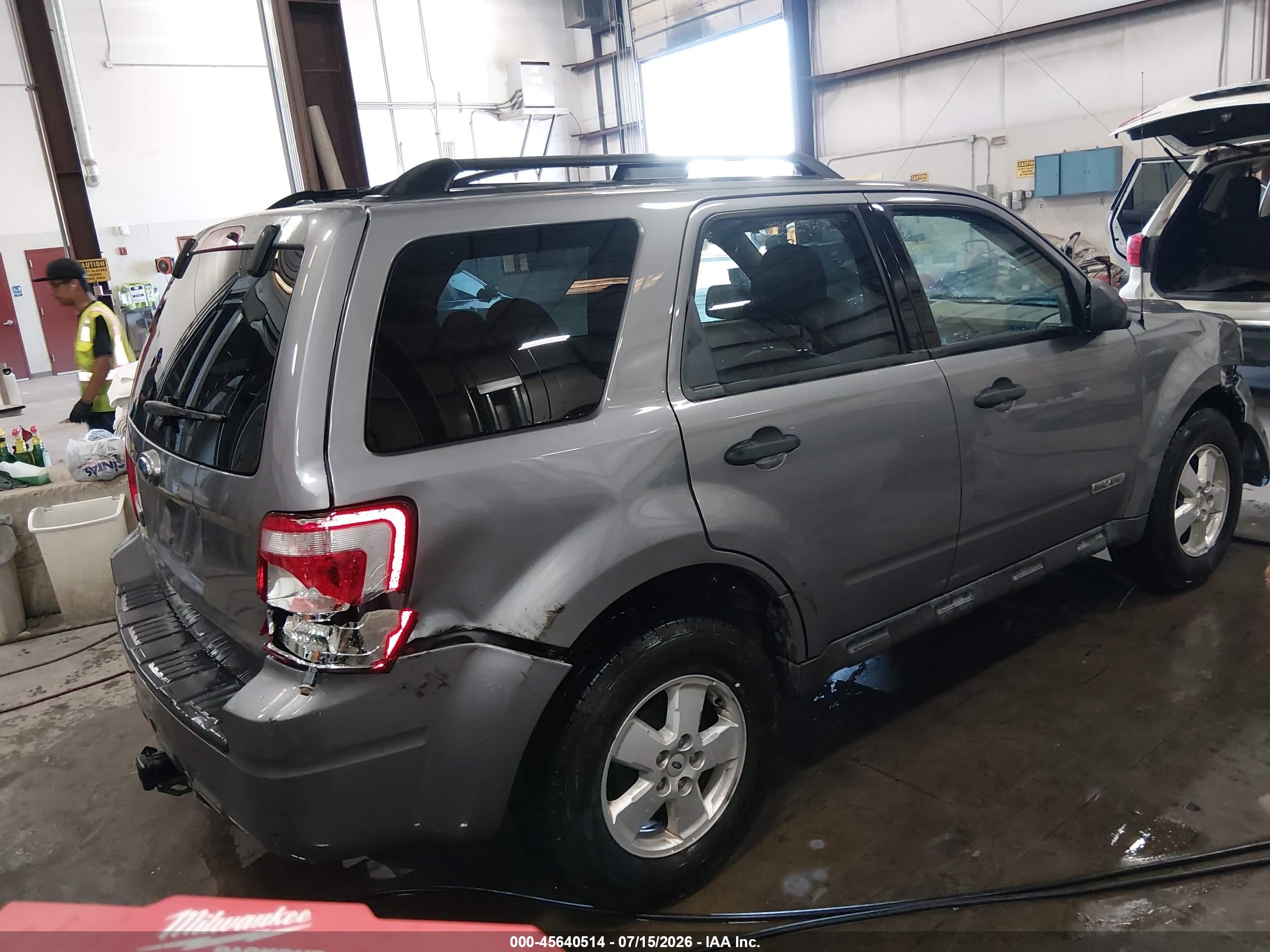 2008 Ford Escape Xlt Silver vin: 1FMCU03Z58KE48371