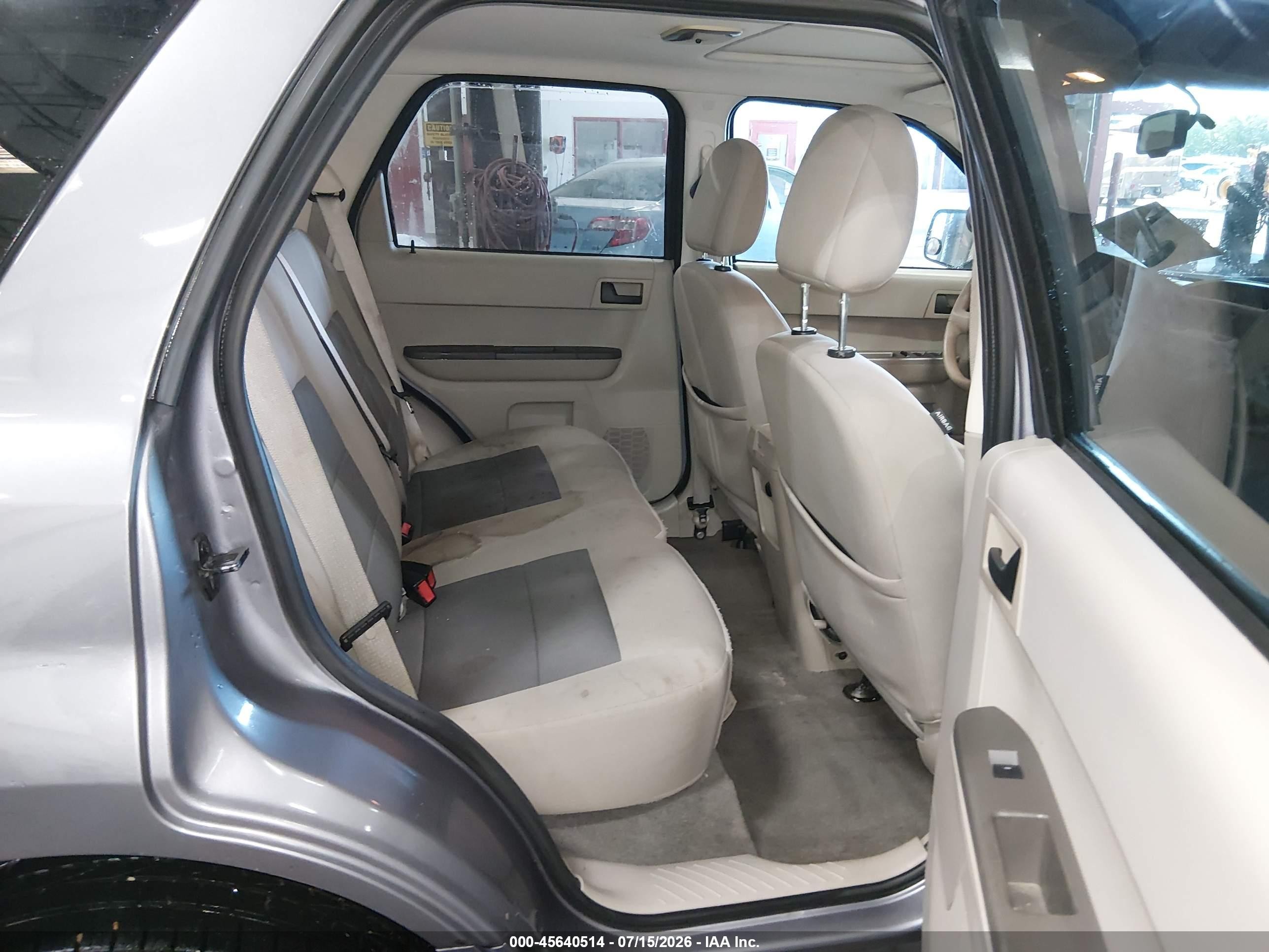 2008 Ford Escape Xlt Silver vin: 1FMCU03Z58KE48371