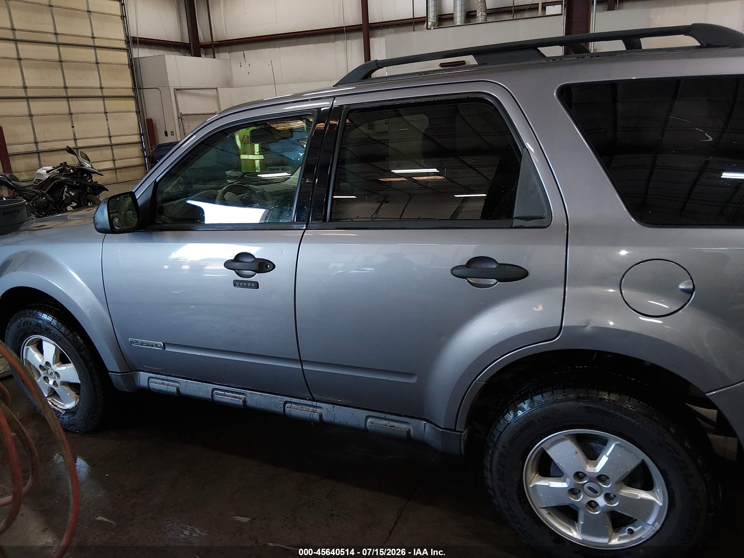 2008 Ford Escape Xlt Silver vin: 1FMCU03Z58KE48371