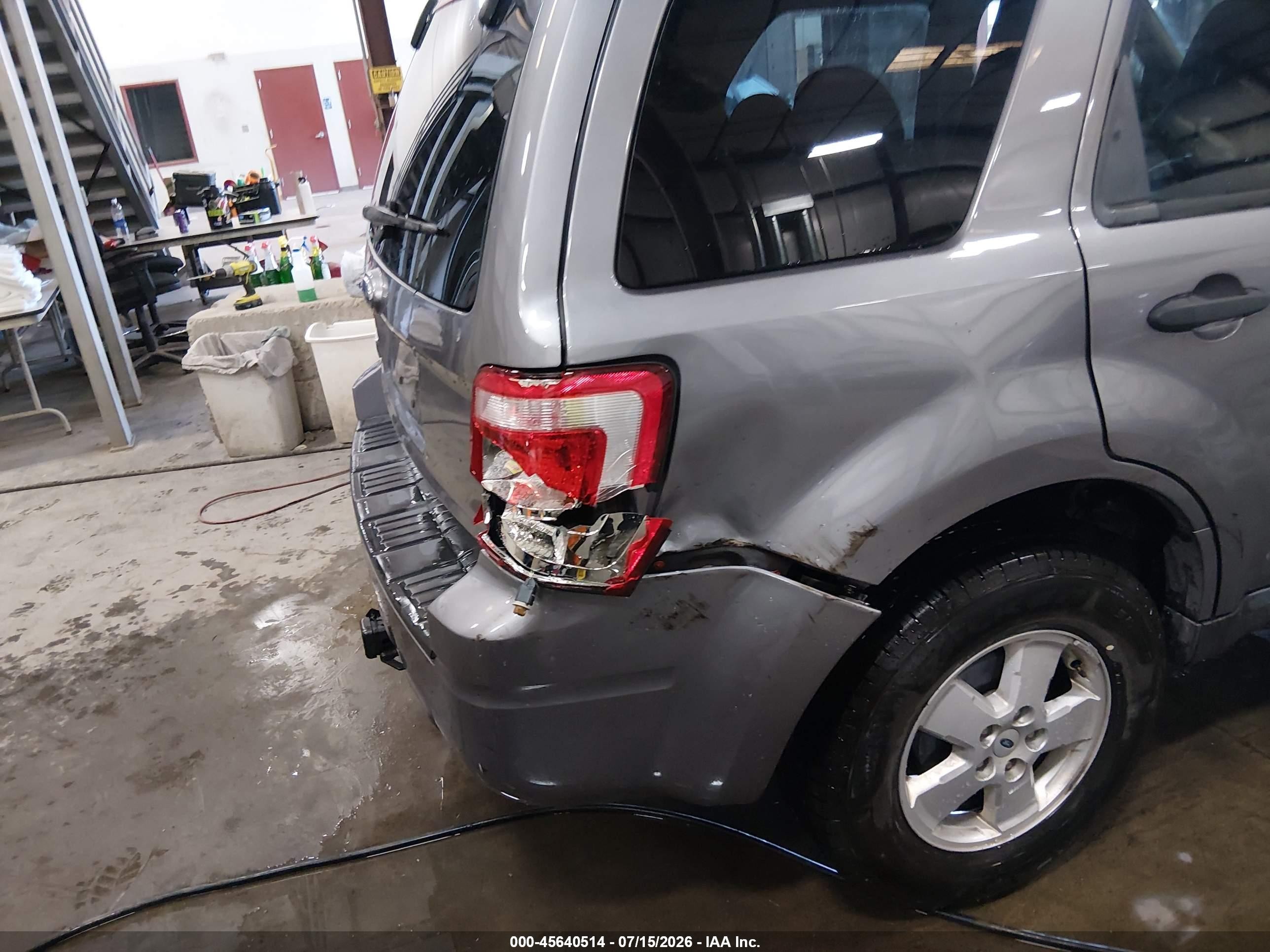 2008 Ford Escape Xlt Silver vin: 1FMCU03Z58KE48371