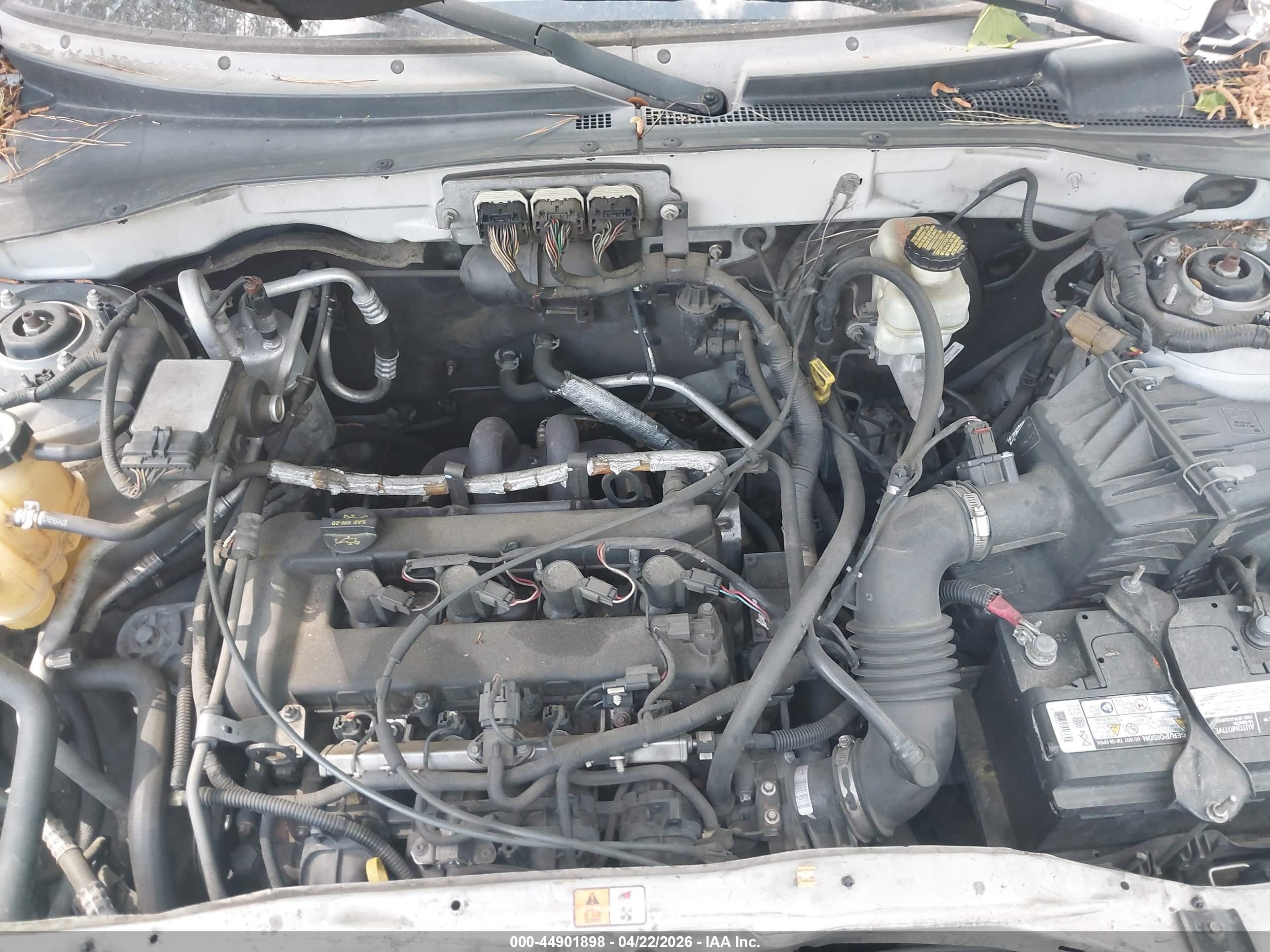 2007 Ford Escape Xlt White vin: 1FMCU03Z67KB87010