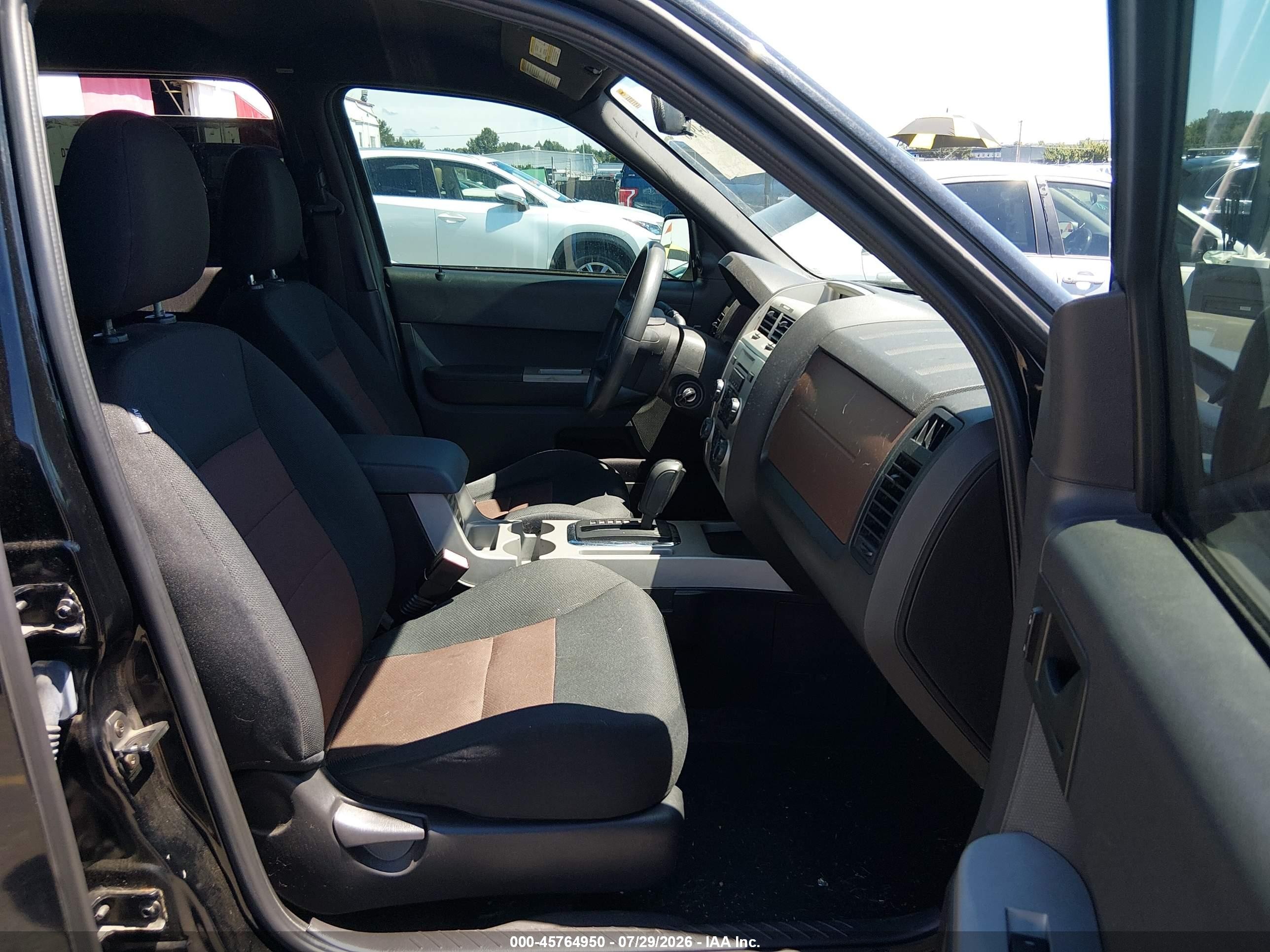 2008 Ford Escape Xlt Black vin: 1FMCU03Z68KA10376