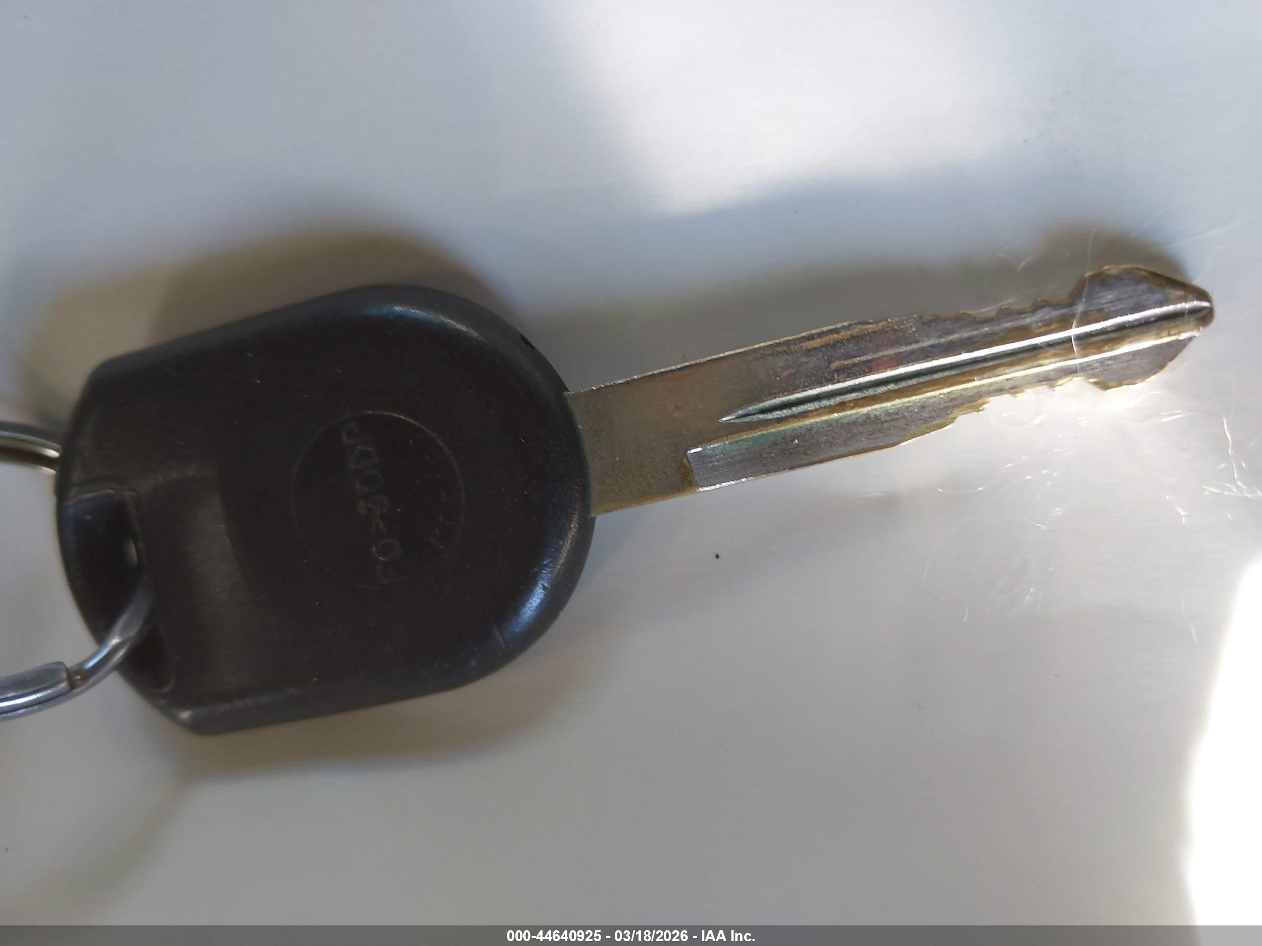 2008 Ford Escape Xlt Gray vin: 1FMCU03Z68KB52372