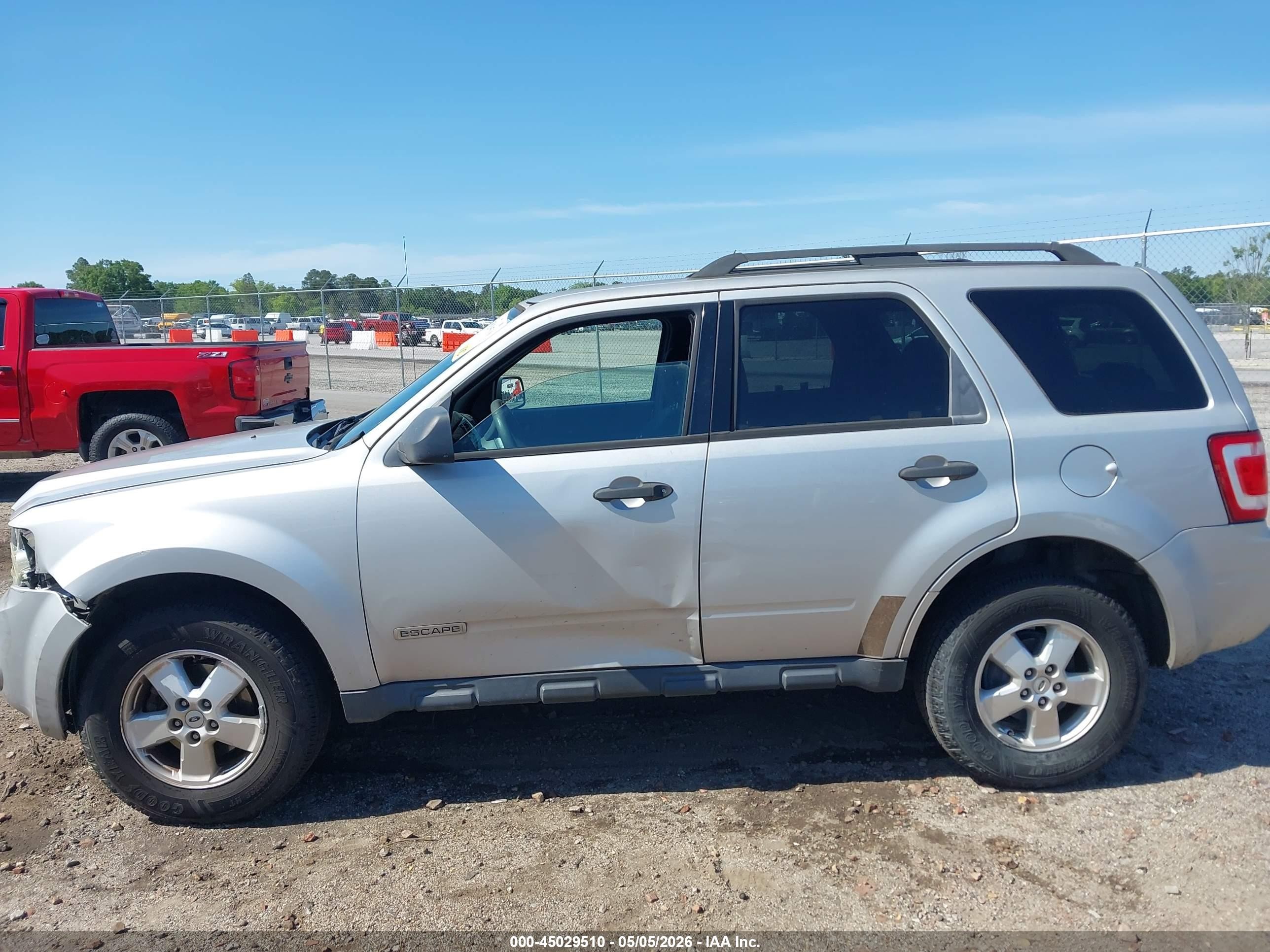 2008 Ford Escape Xlt Серебряный vin: 1FMCU03Z68KD29843