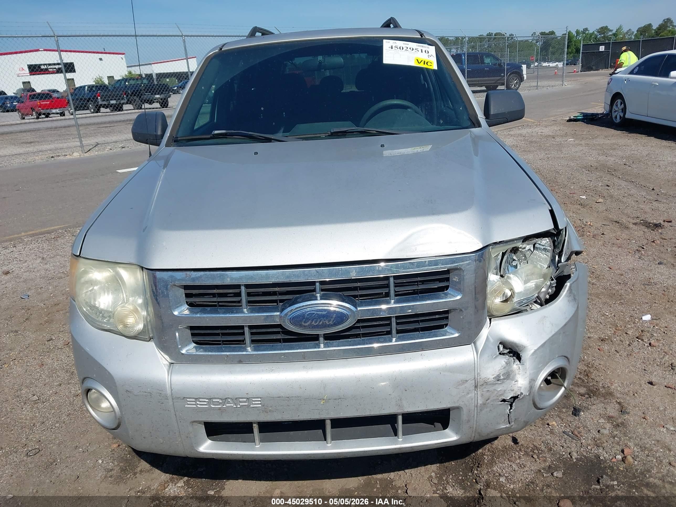 2008 Ford Escape Xlt Серебряный vin: 1FMCU03Z68KD29843