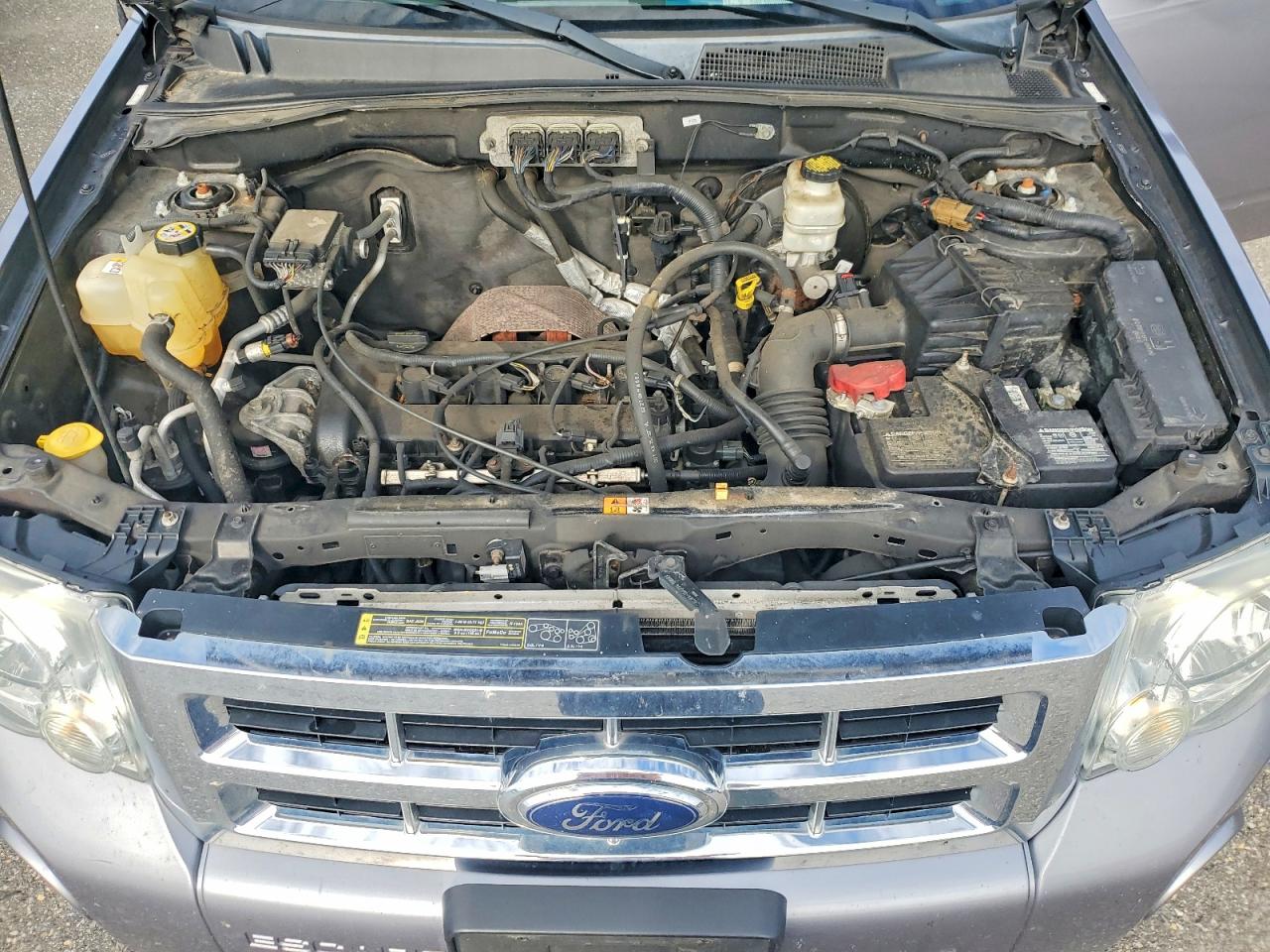 2008 Ford Escape Xlt Silver vin: 1FMCU03Z68KD91890