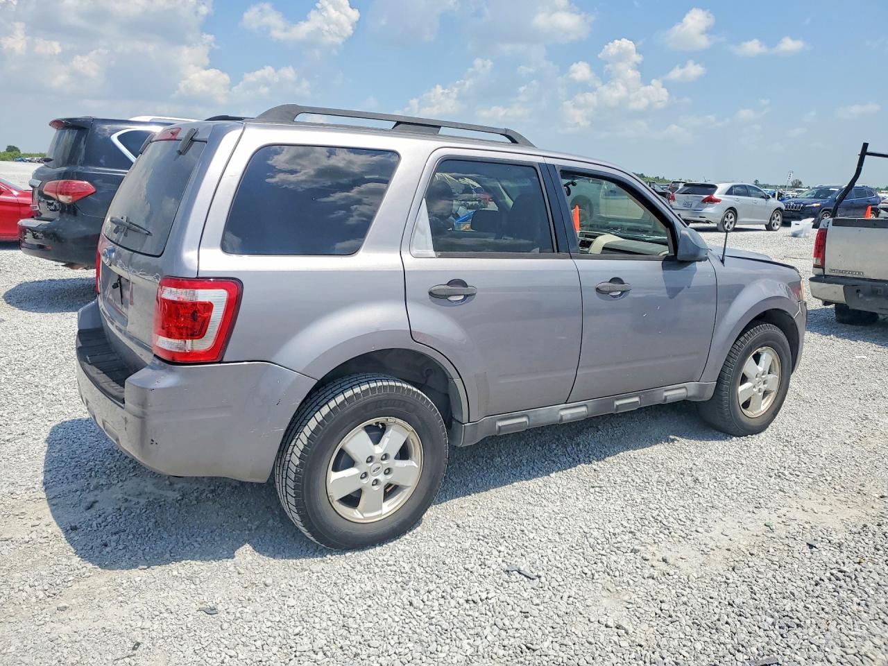 2008 Ford Escape Xlt Blue vin: 1FMCU03Z88KC72741