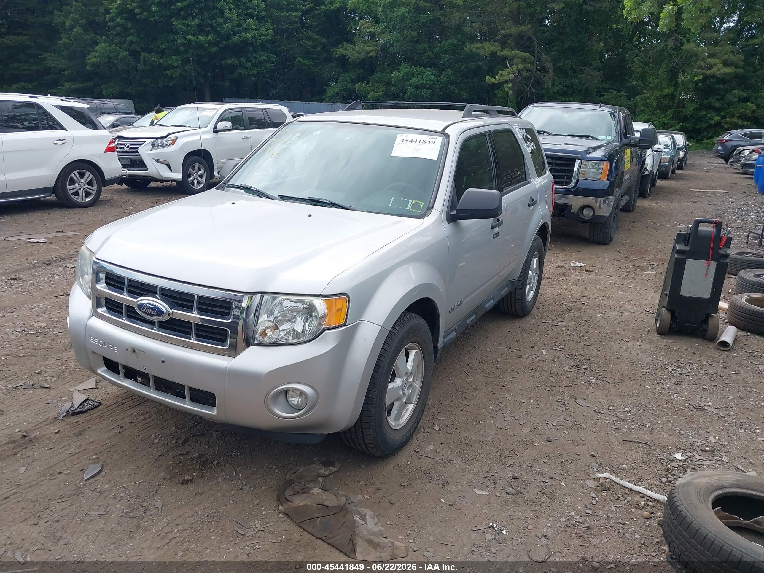 2008 Ford Escape Xlt Серебряный vin: 1FMCU03Z88KE47165