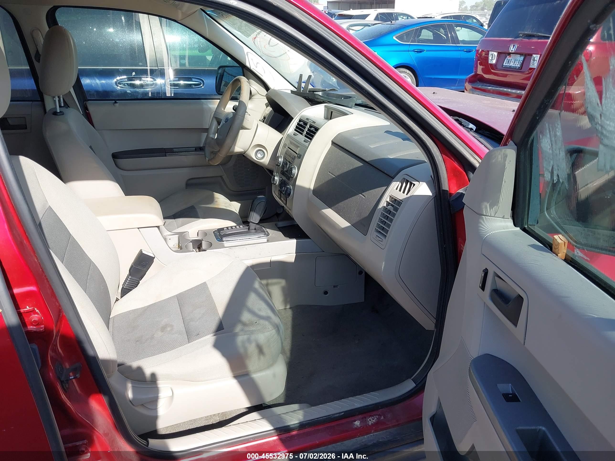 2008 Ford Escape Xlt Red vin: 1FMCU03Z98KA16611