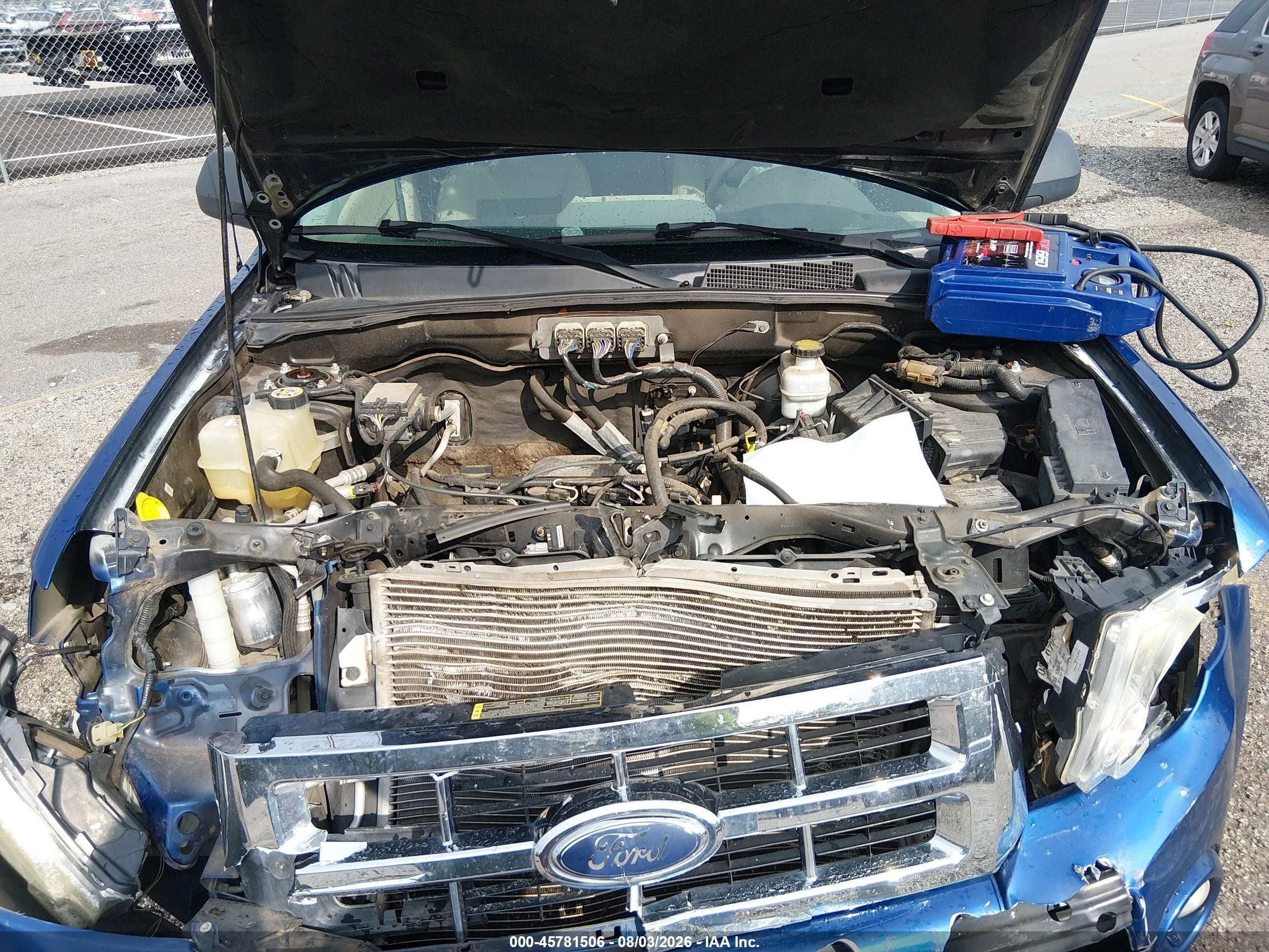 2008 Ford Escape Xlt Blue vin: 1FMCU03ZX8KA16231