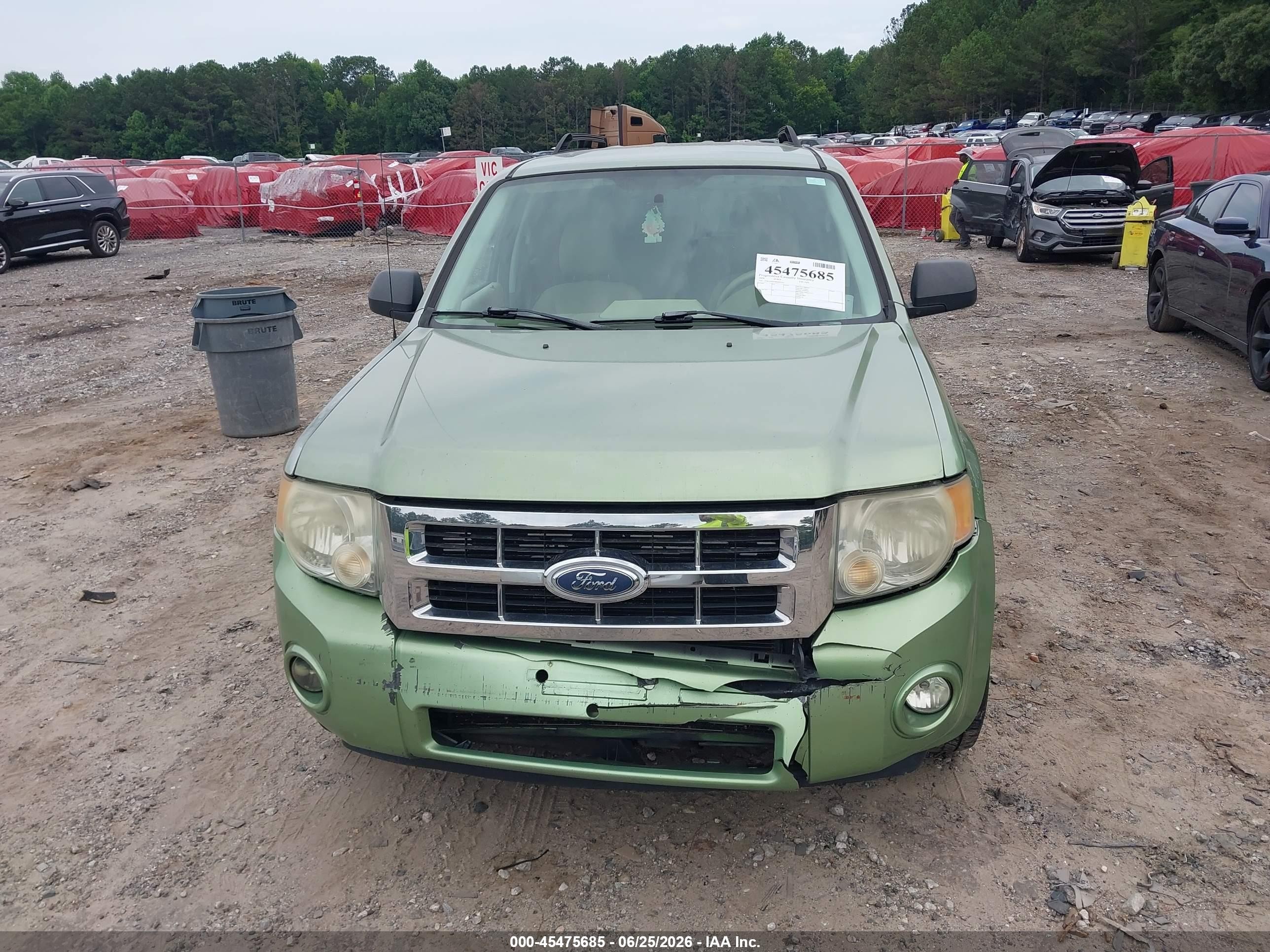 2008 Ford Escape Xlt Зеленый vin: 1FMCU03ZX8KB05541