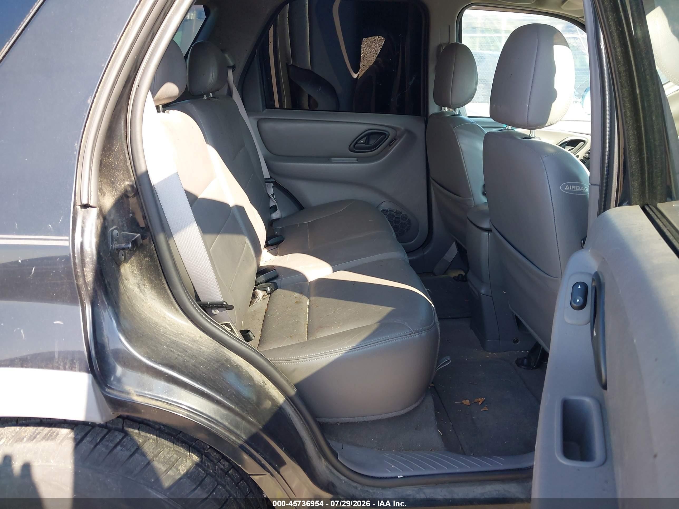 2002 Ford Escape Xlt Black vin: 1FMCU04102KA69097