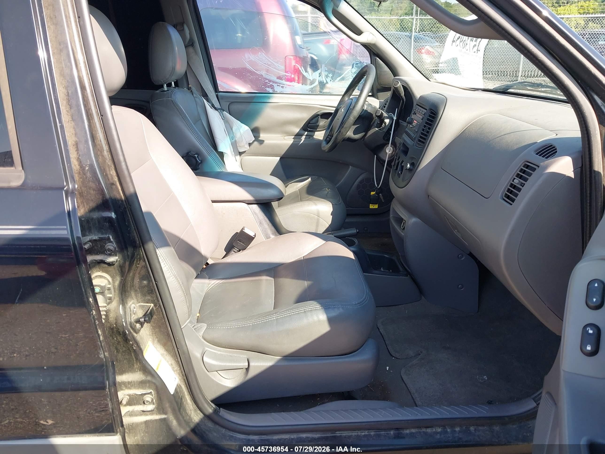 2002 Ford Escape Xlt Black vin: 1FMCU04102KA69097