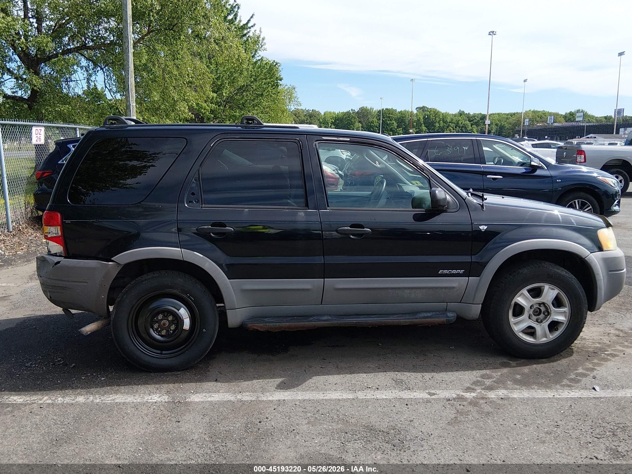2002 Ford Escape Xlt Black vin: 1FMCU04102KB02535