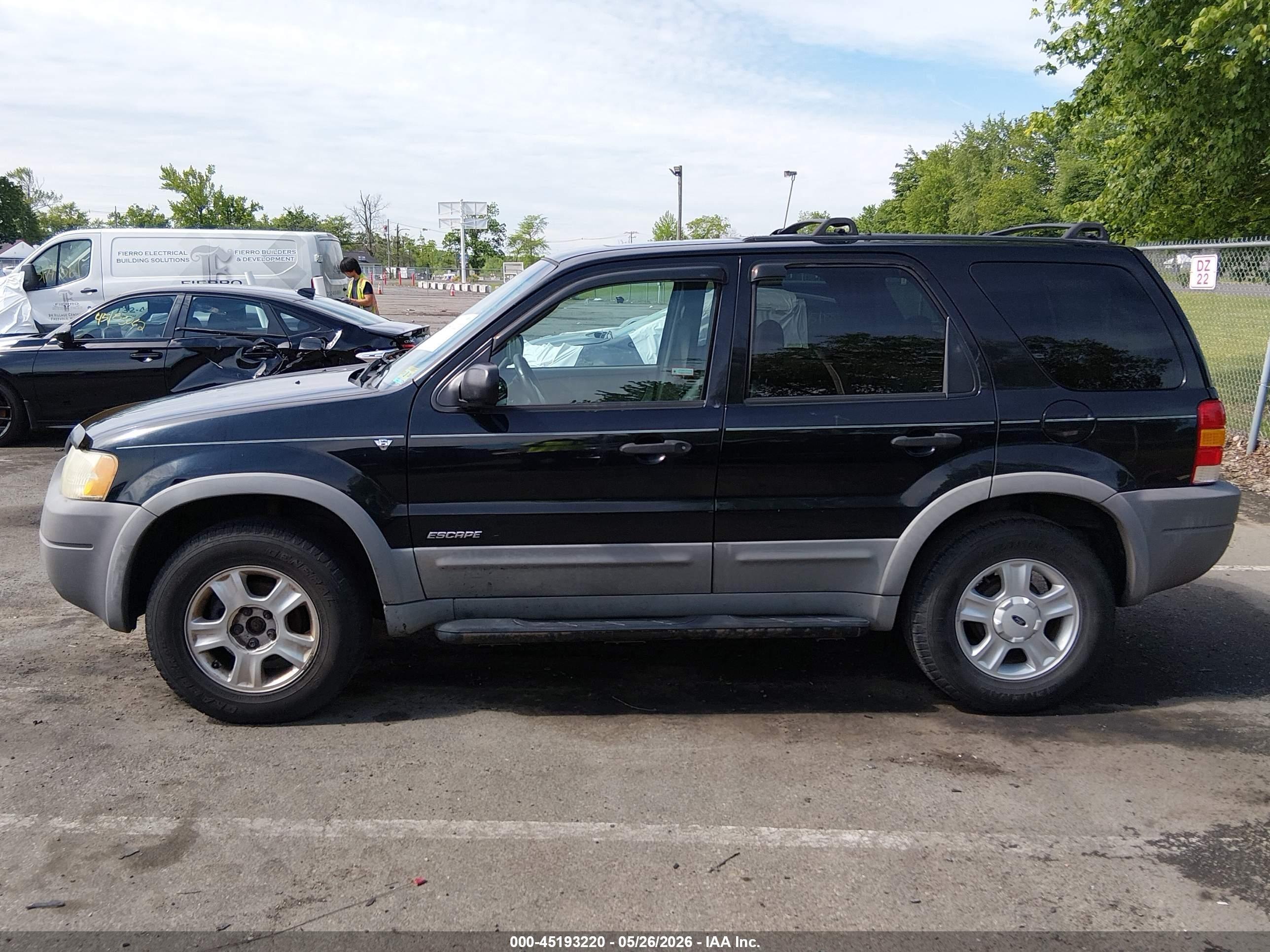 2002 Ford Escape Xlt Black vin: 1FMCU04102KB02535