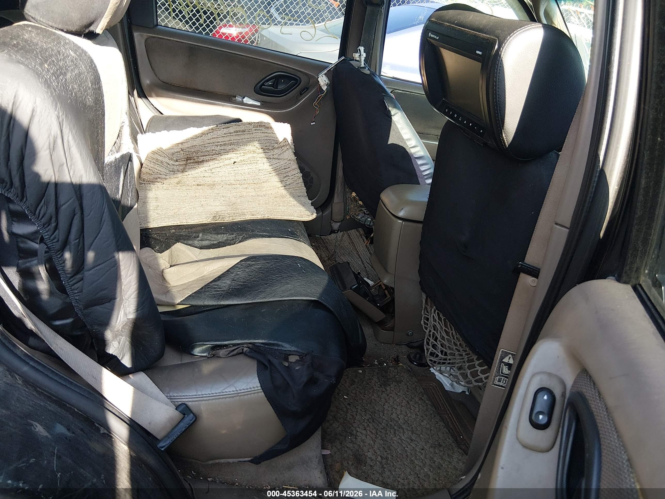 2002 Ford Escape Xlt Black vin: 1FMCU04102KC20858