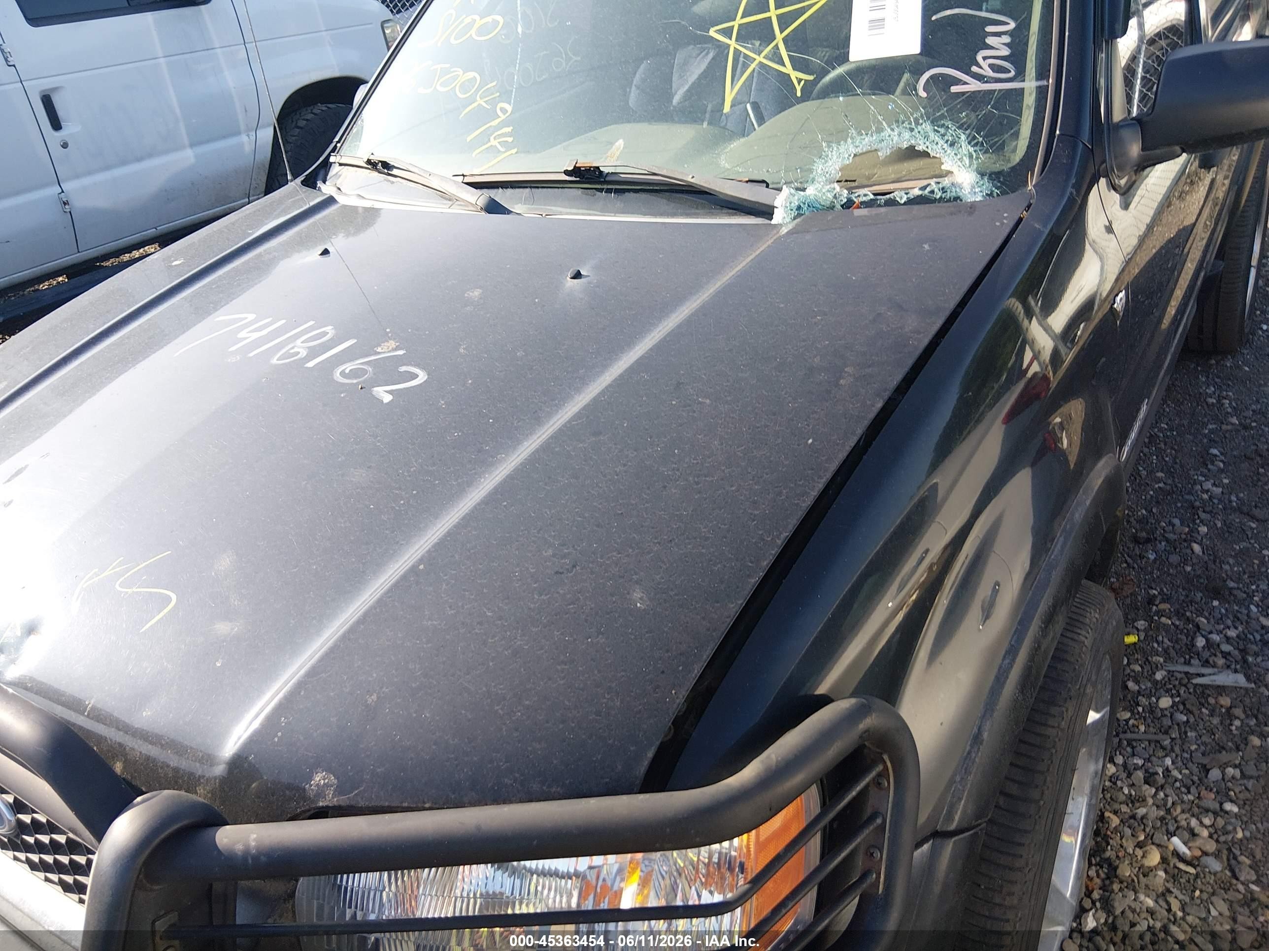 2002 Ford Escape Xlt Black vin: 1FMCU04102KC20858