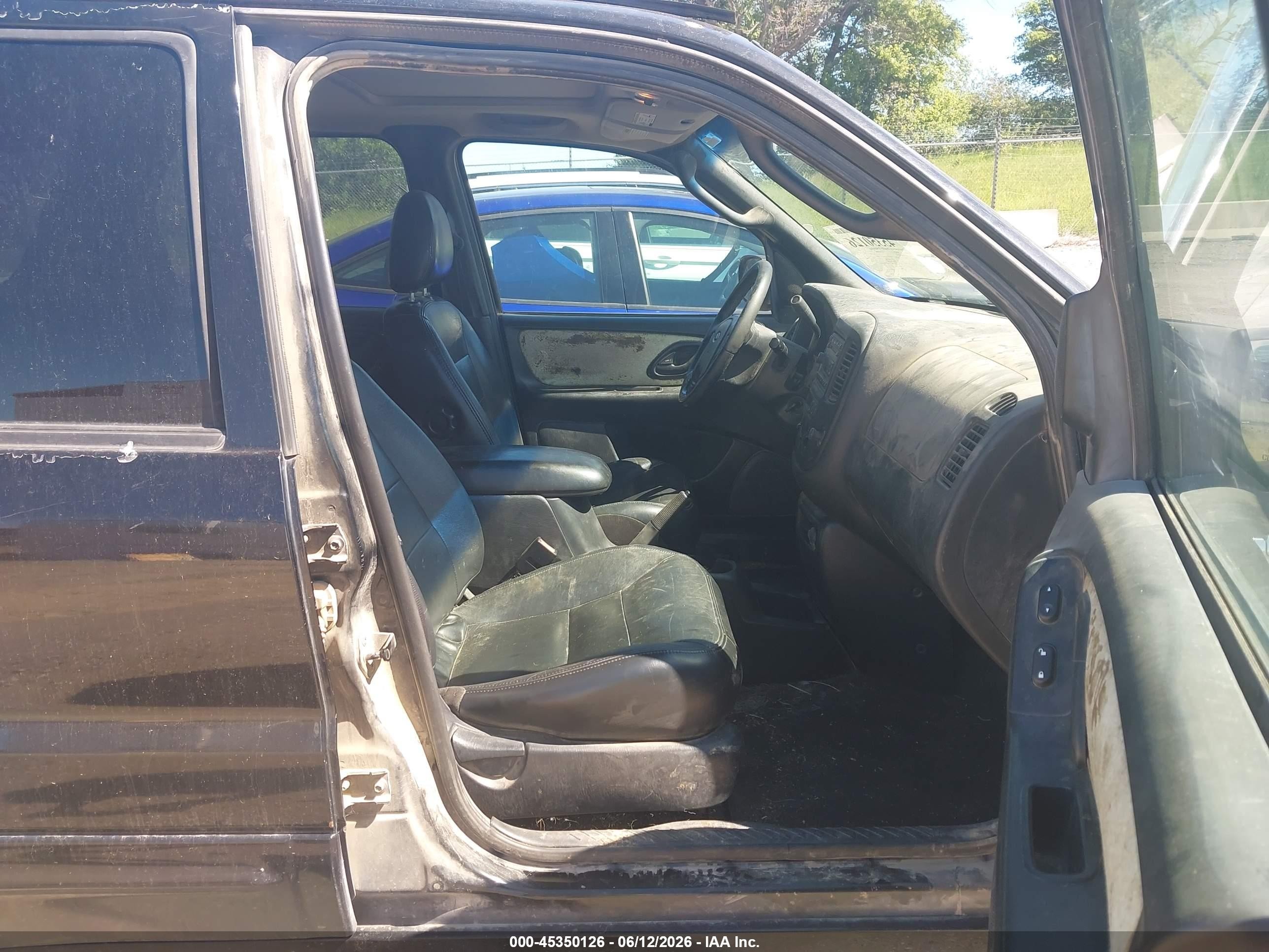 2002 Ford Escape Xlt Black vin: 1FMCU04102KD51742