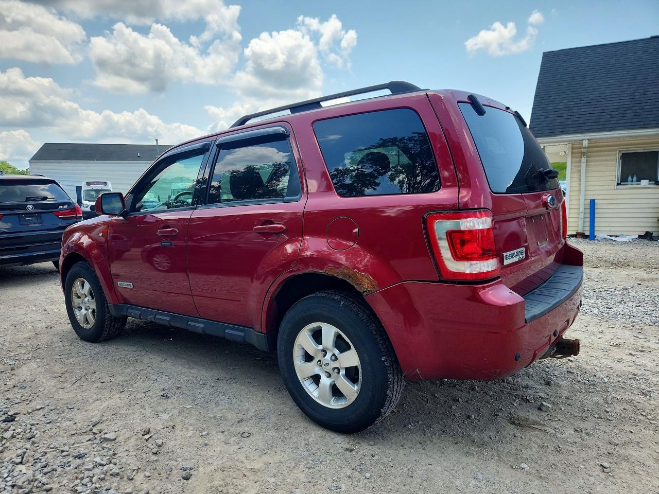 2008 Ford Escape Limited Red vin: 1FMCU04108KA79797