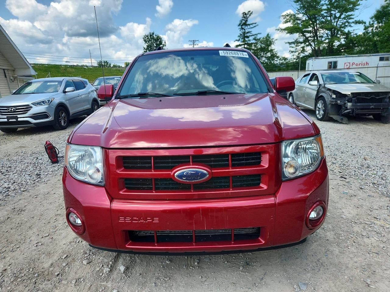 2008 Ford Escape Limited Red vin: 1FMCU04108KA79797