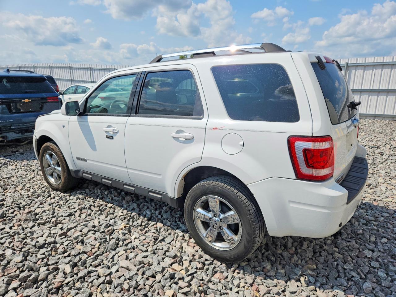 2008 Ford Escape Limited White vin: 1FMCU04108KB67376