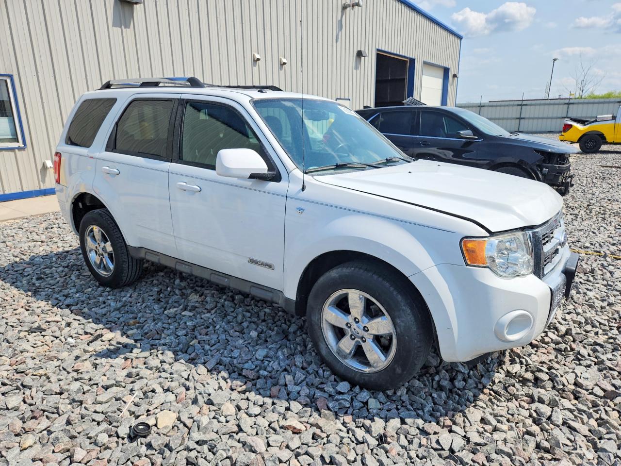 2008 Ford Escape Limited White vin: 1FMCU04108KB67376
