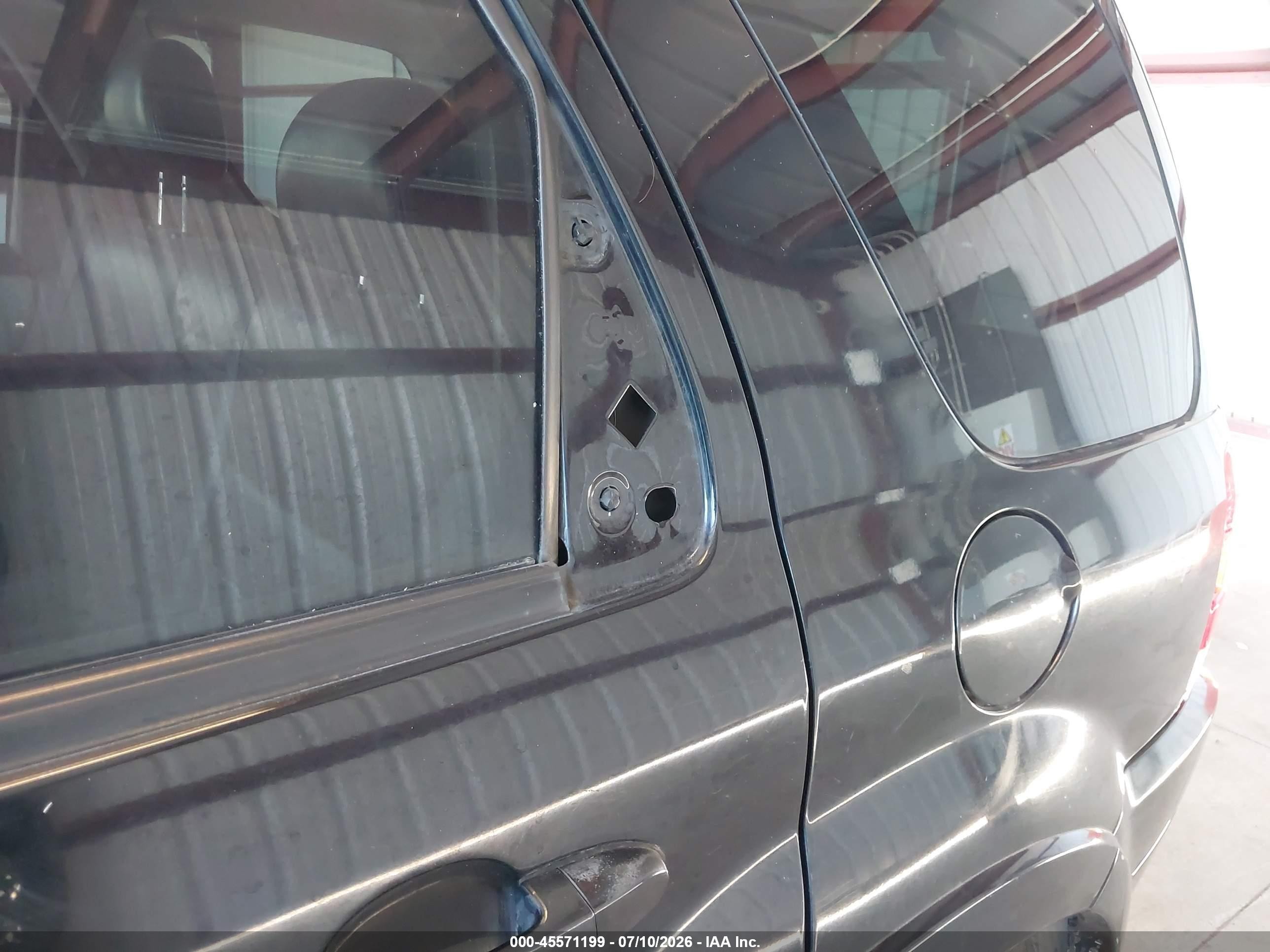 2003 Ford Escape Limited Dark Blue vin: 1FMCU04113KB81246