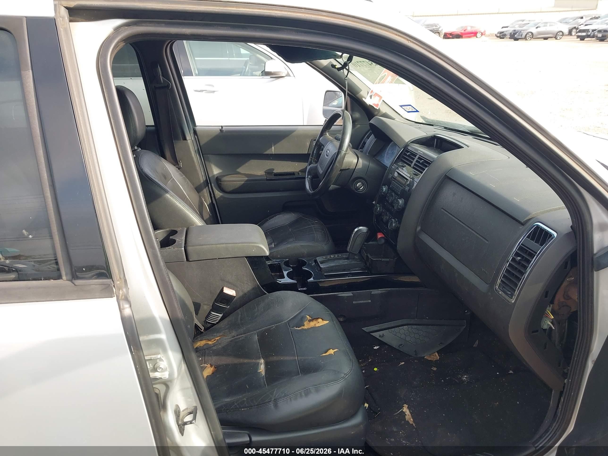 2008 Ford Escape Limited Silver vin: 1FMCU04128KA63472