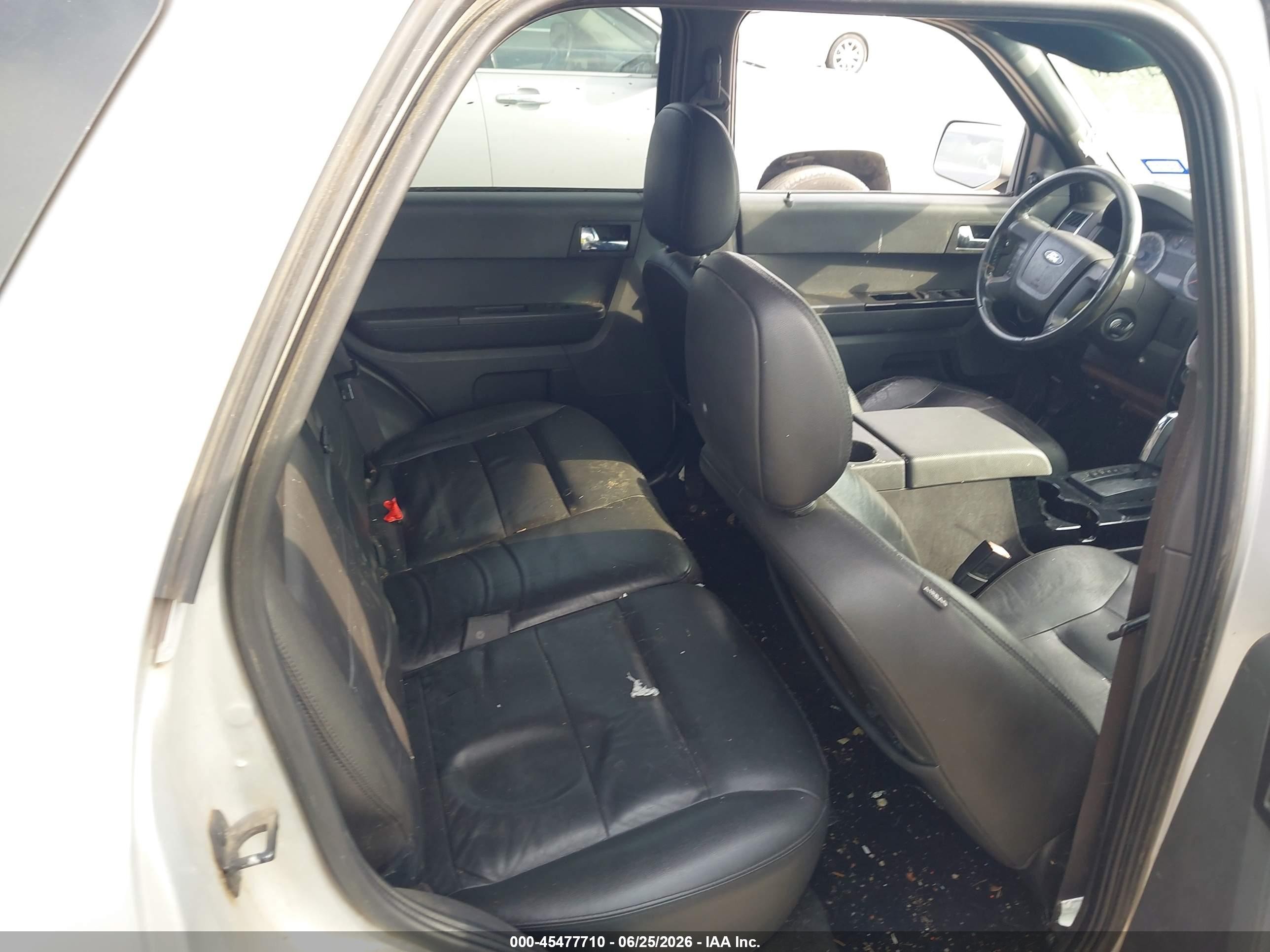 2008 Ford Escape Limited Silver vin: 1FMCU04128KA63472