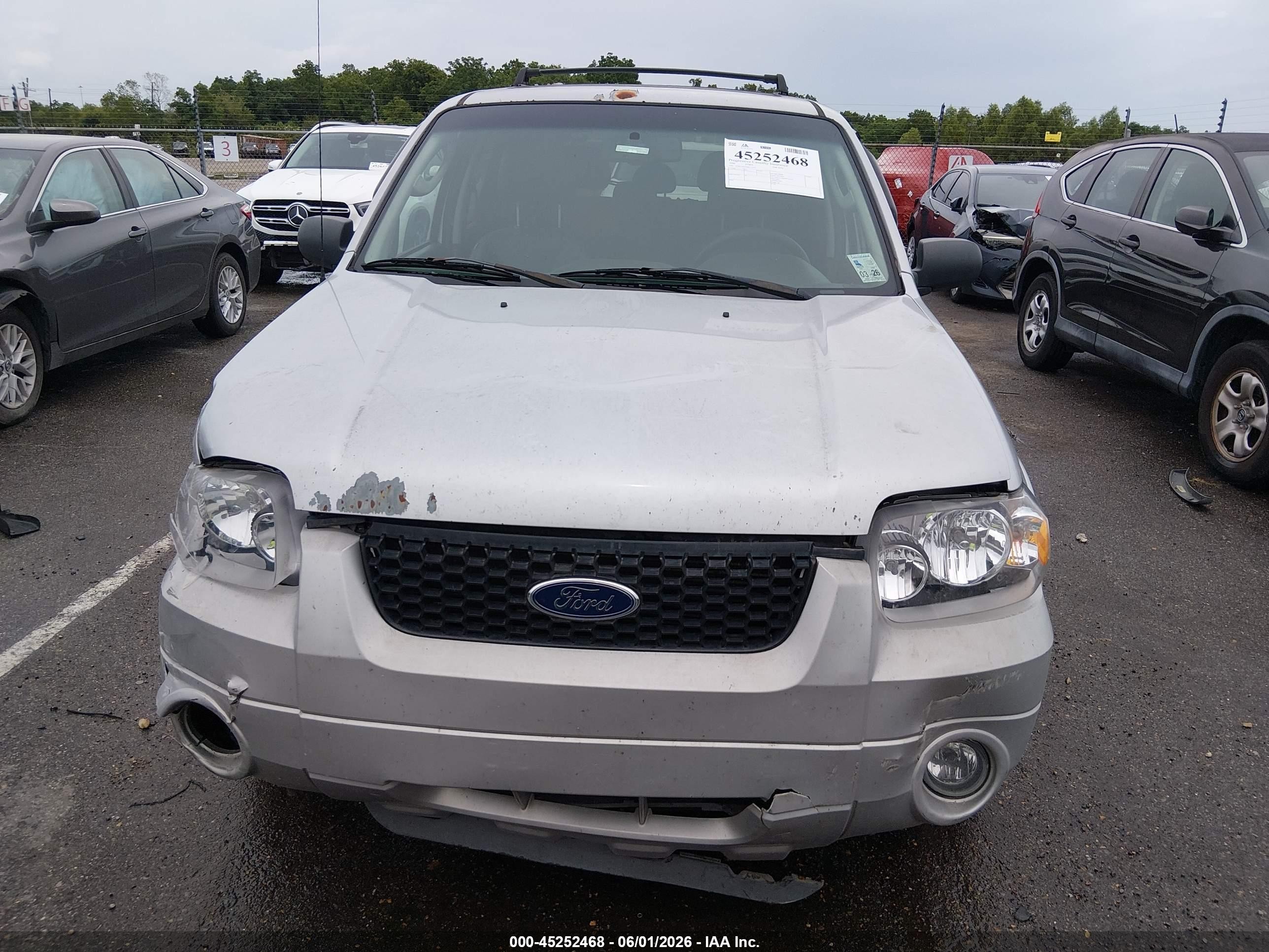 2006 Ford Escape Limited Silver vin: 1FMCU04136KC73351