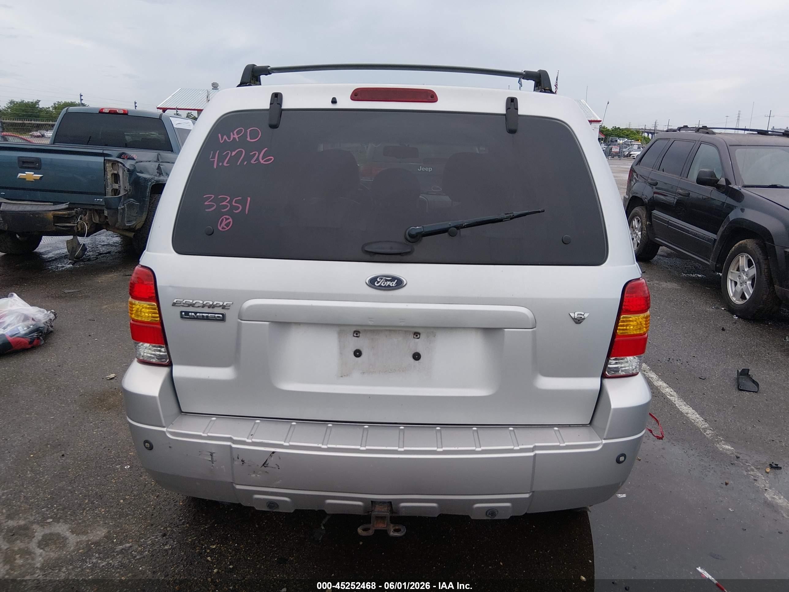 2006 Ford Escape Limited Silver vin: 1FMCU04136KC73351