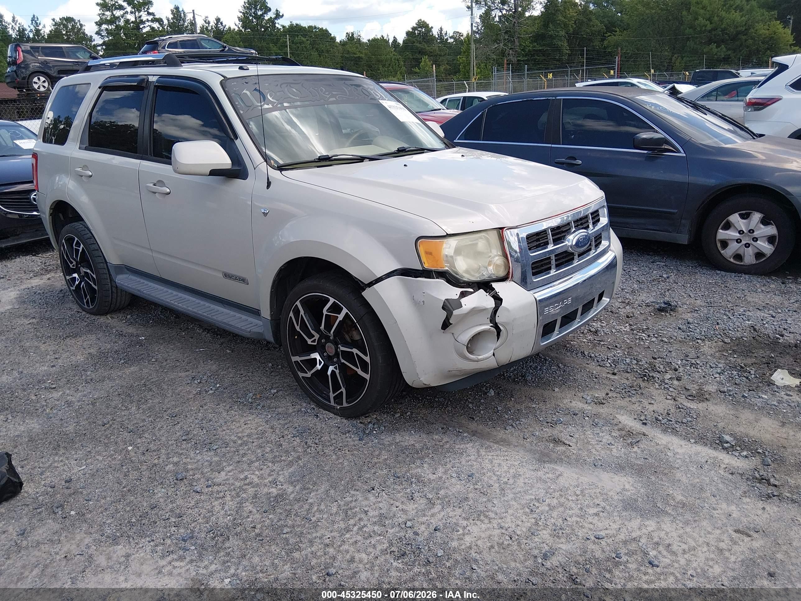 2008 Ford Escape Limited White vin: 1FMCU04138KA38189