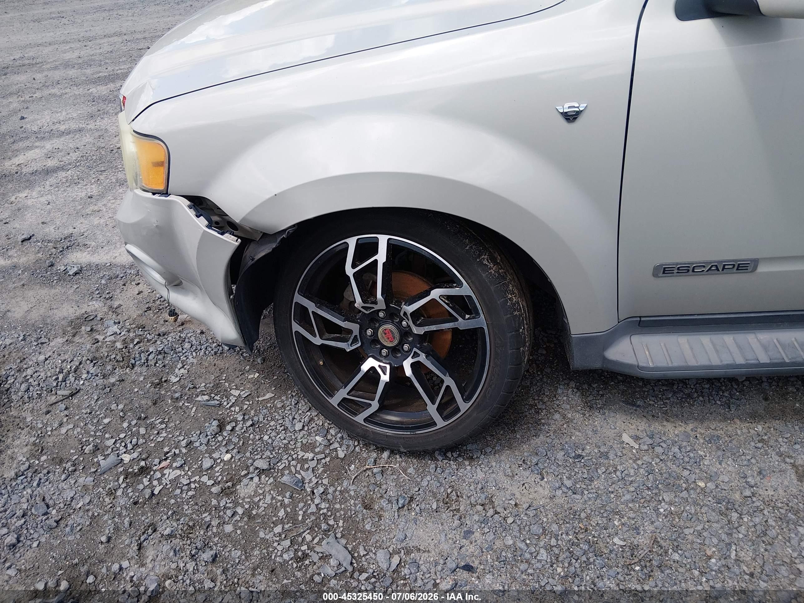 2008 Ford Escape Limited White vin: 1FMCU04138KA38189