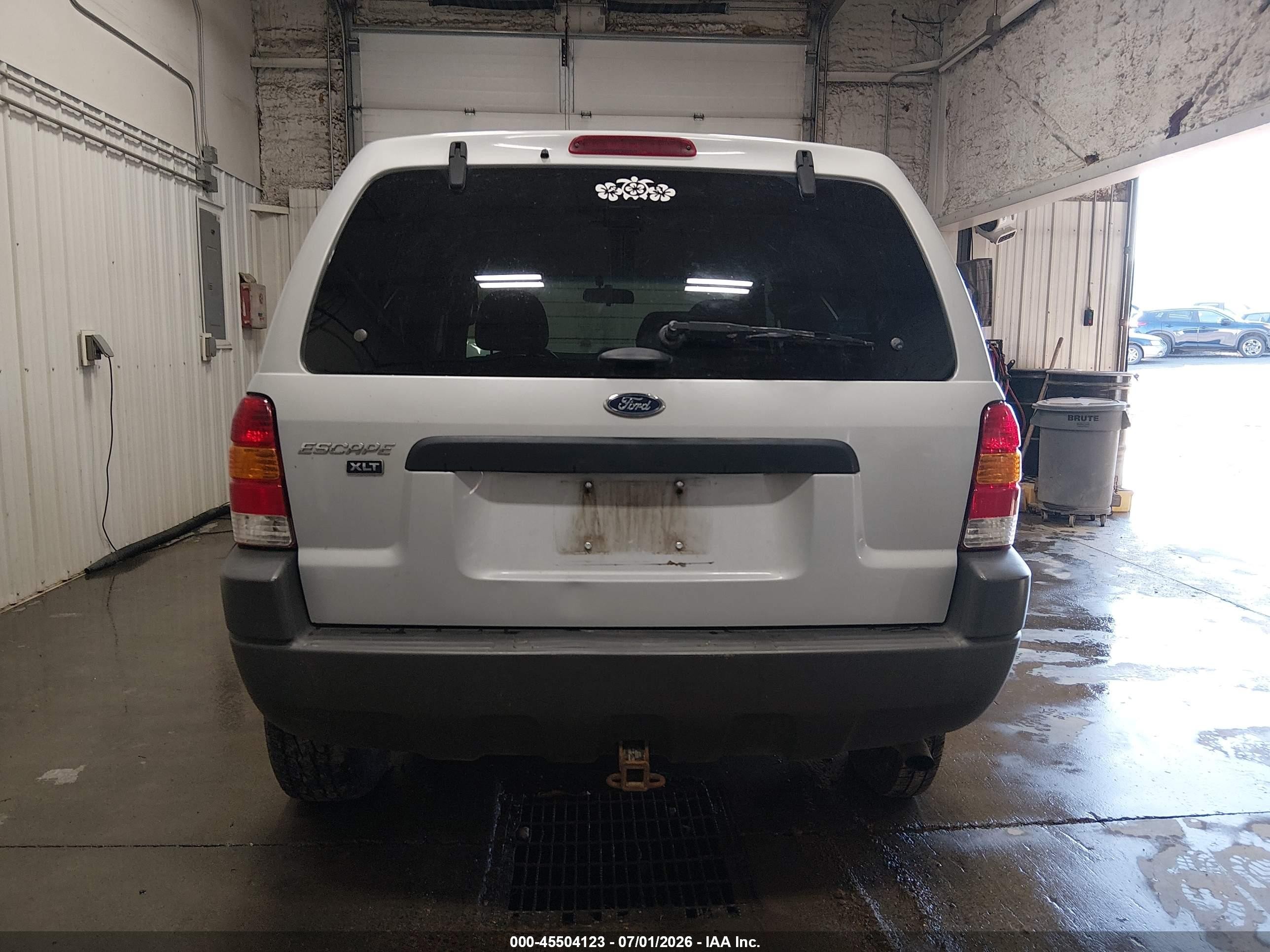 2002 Ford Escape Xlt Silver vin: 1FMCU04142KB05681