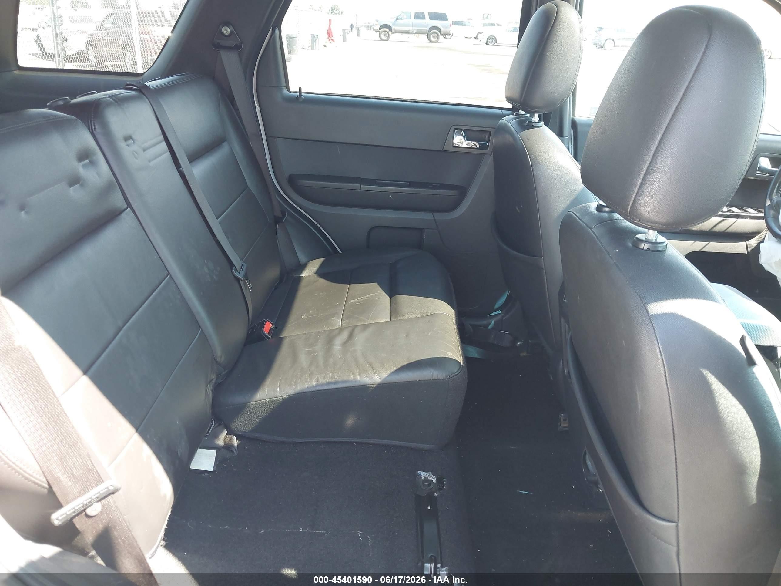 2008 Ford Escape Limited White vin: 1FMCU04148KA86896
