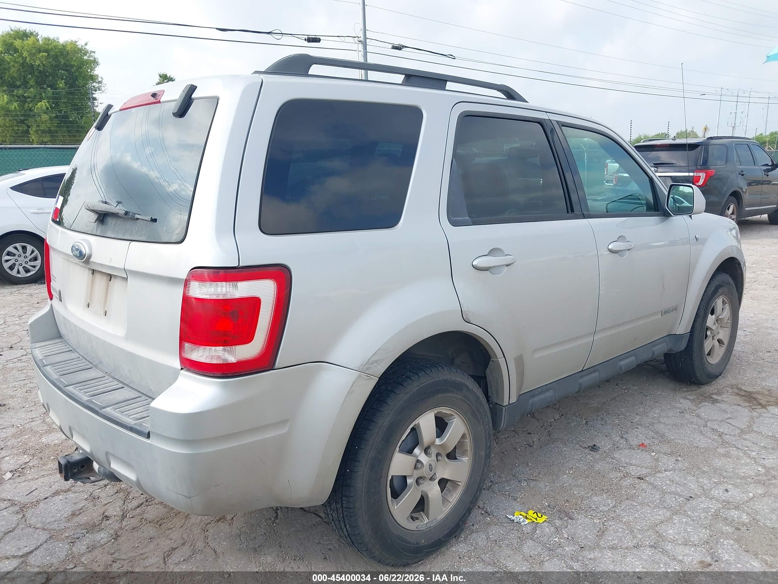 2008 Ford Escape Limited Silver vin: 1FMCU04148KA92519