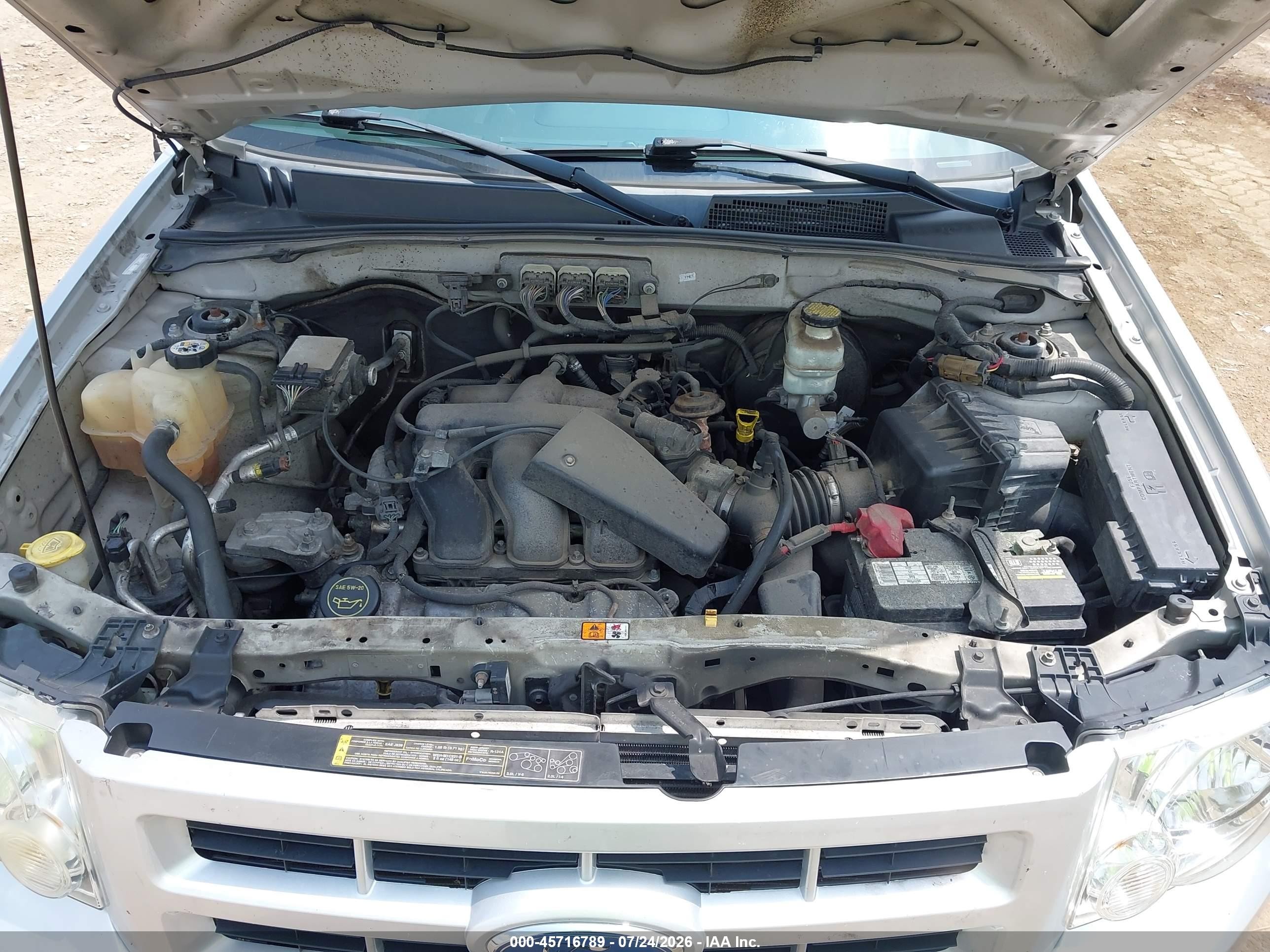 2008 Ford Escape Limited Silver vin: 1FMCU04148KB45767
