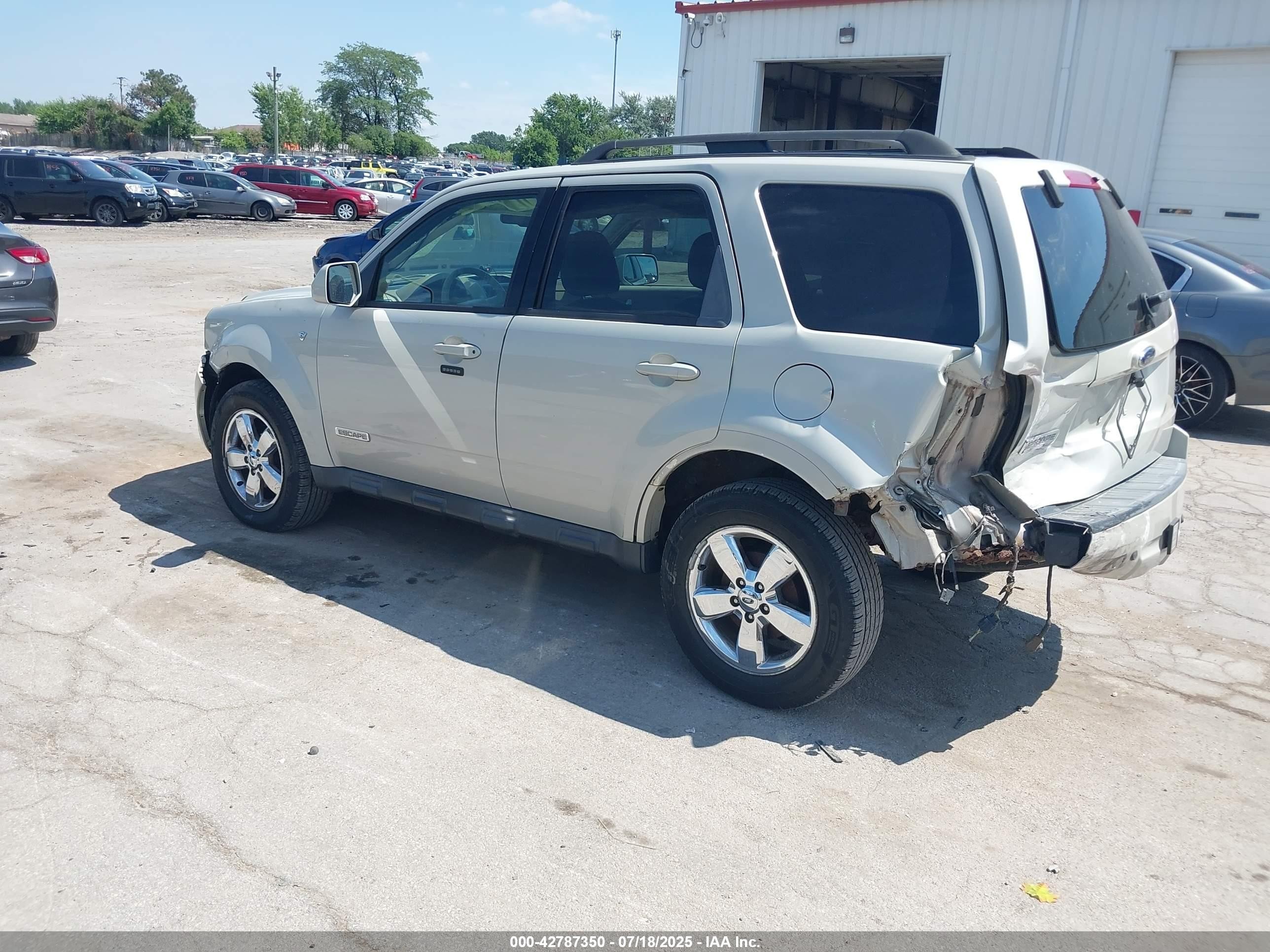 2008 Ford Escape Limited Beige vin: 1FMCU04148KC14876
