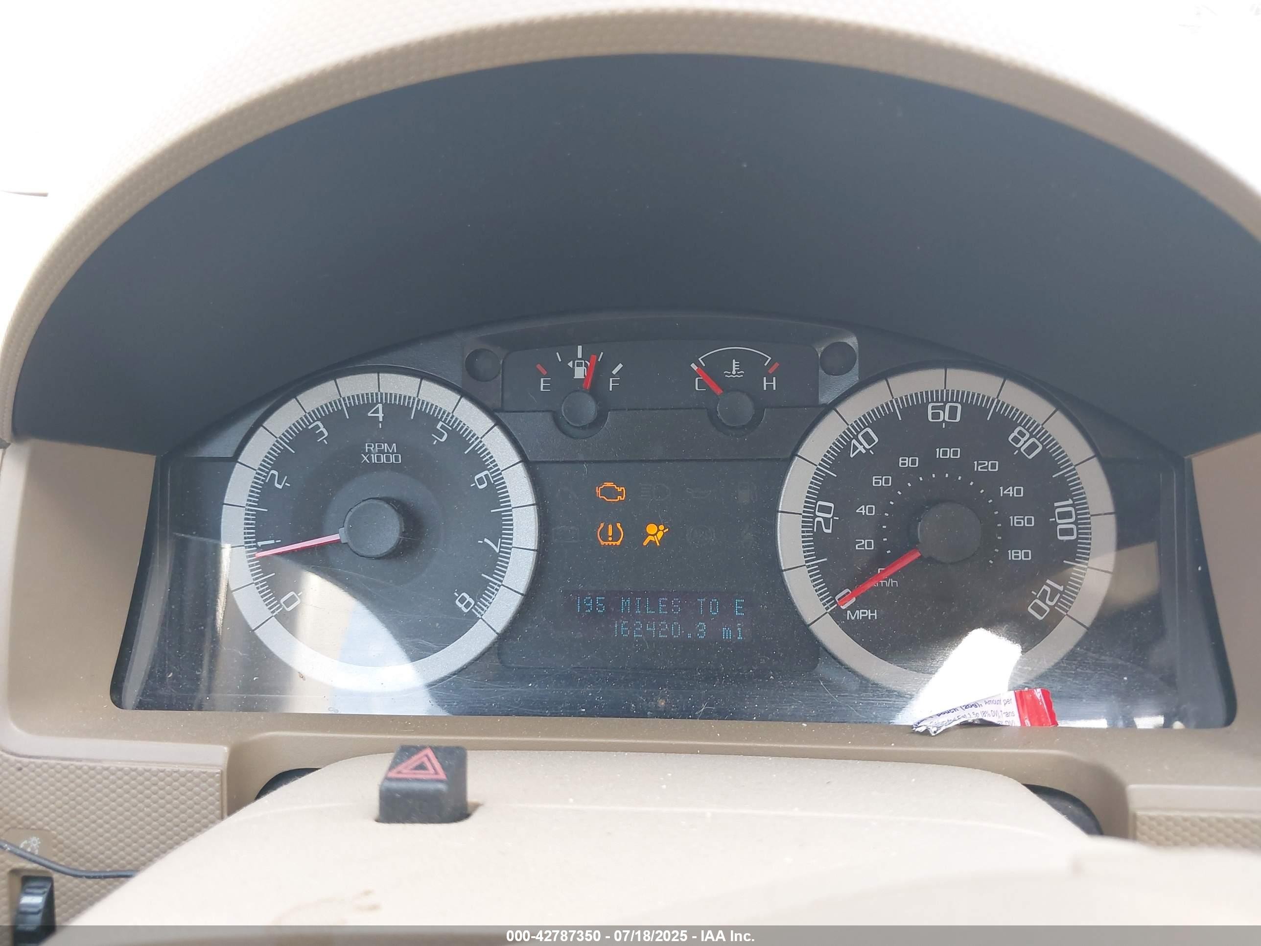 2008 Ford Escape Limited Beige vin: 1FMCU04148KC14876