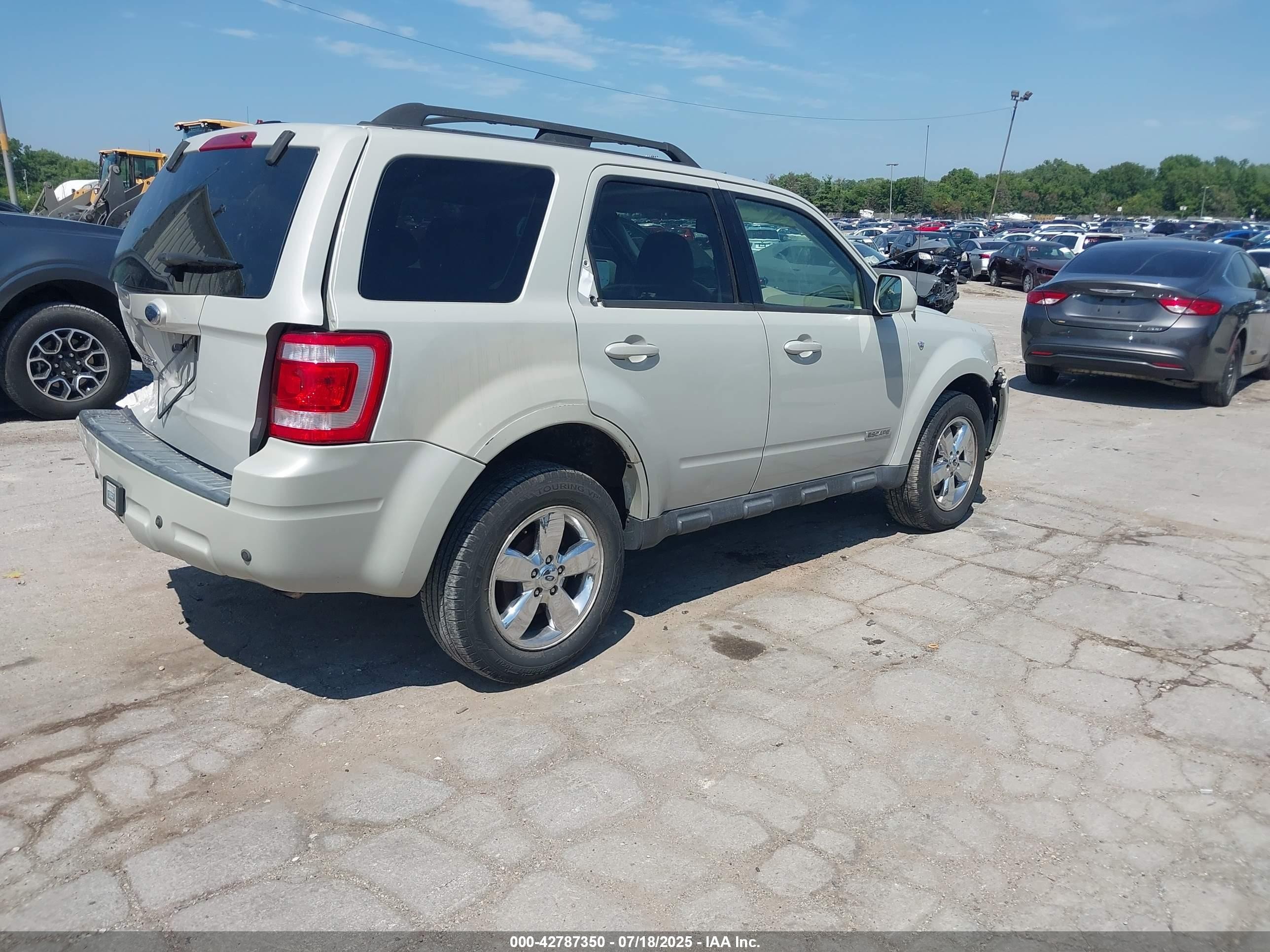 2008 Ford Escape Limited Beige vin: 1FMCU04148KC14876