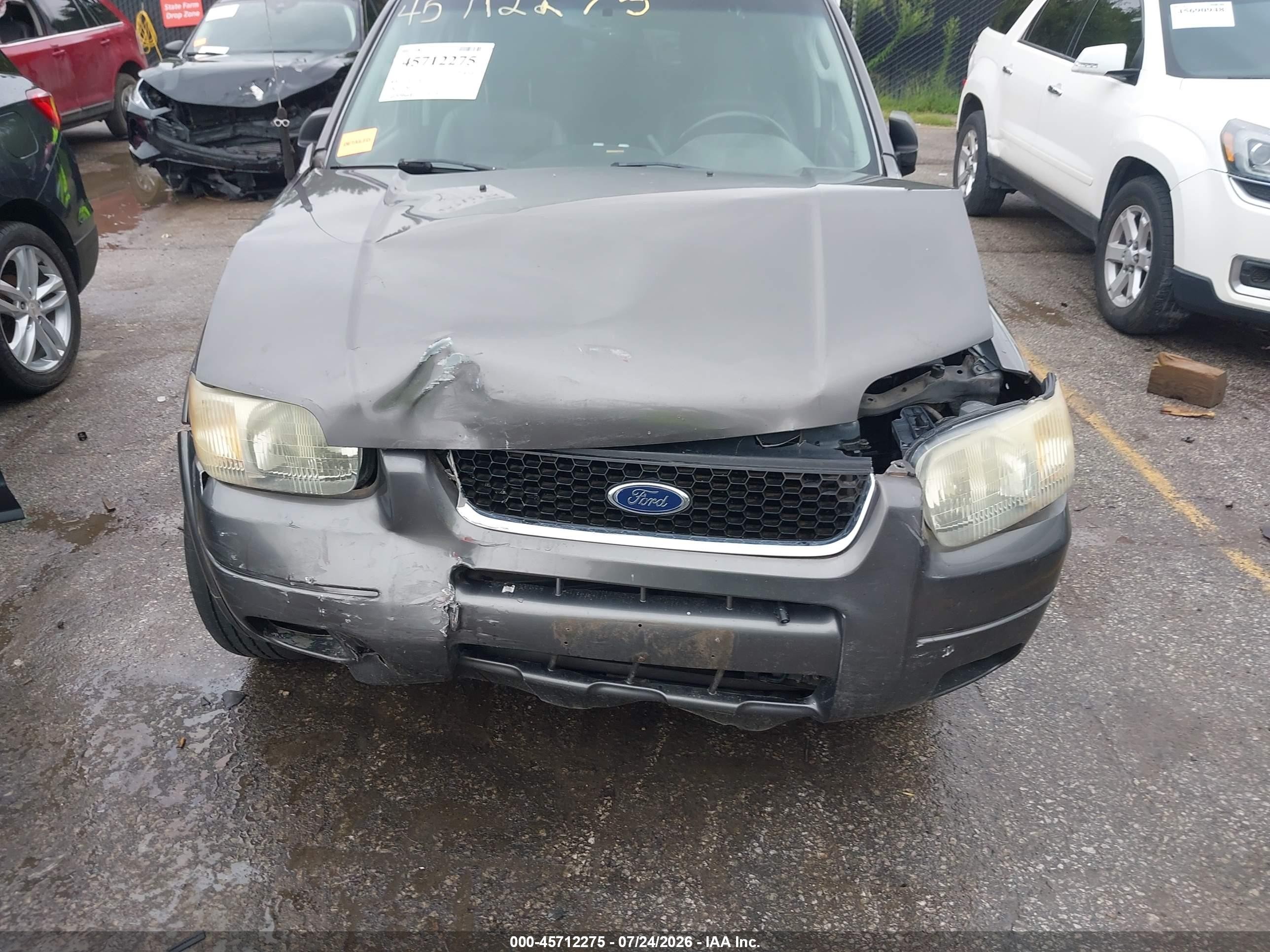 2003 Ford Escape Limited Серый vin: 1FMCU04153KC87909