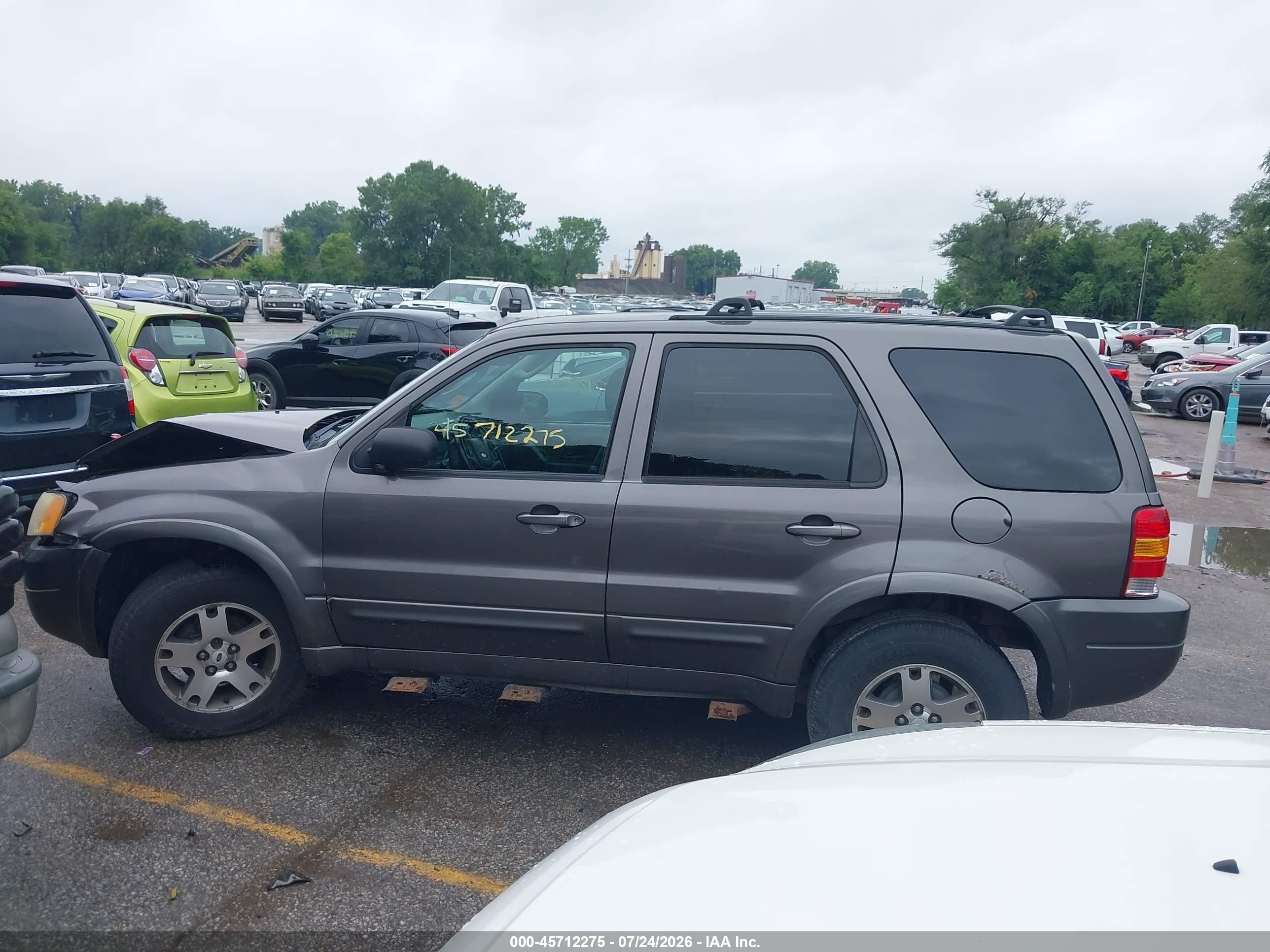 2003 Ford Escape Limited Серый vin: 1FMCU04153KC87909