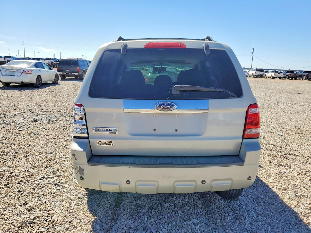 2008 Ford Escape Limited Cream vin: 1FMCU04158KC32805