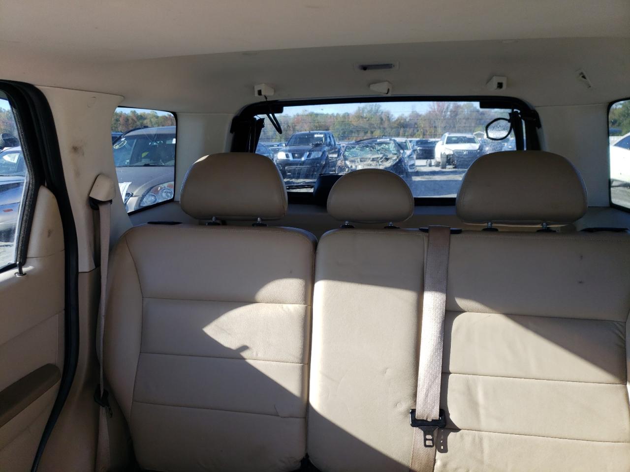 2008 Ford Escape Limited White vin: 1FMCU04158KC81079
