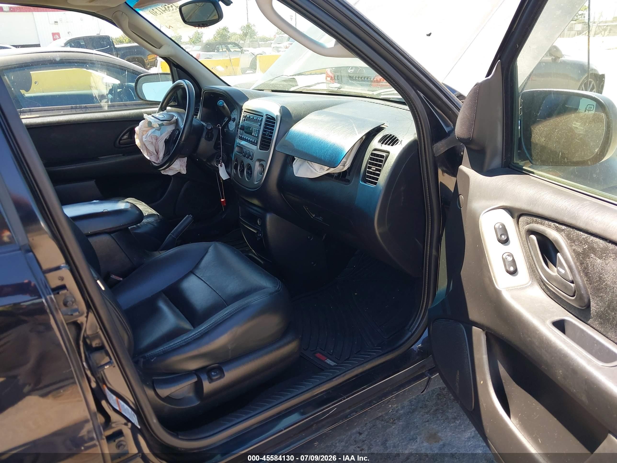 2003 Ford Escape Limited Черный vin: 1FMCU04163KE11119