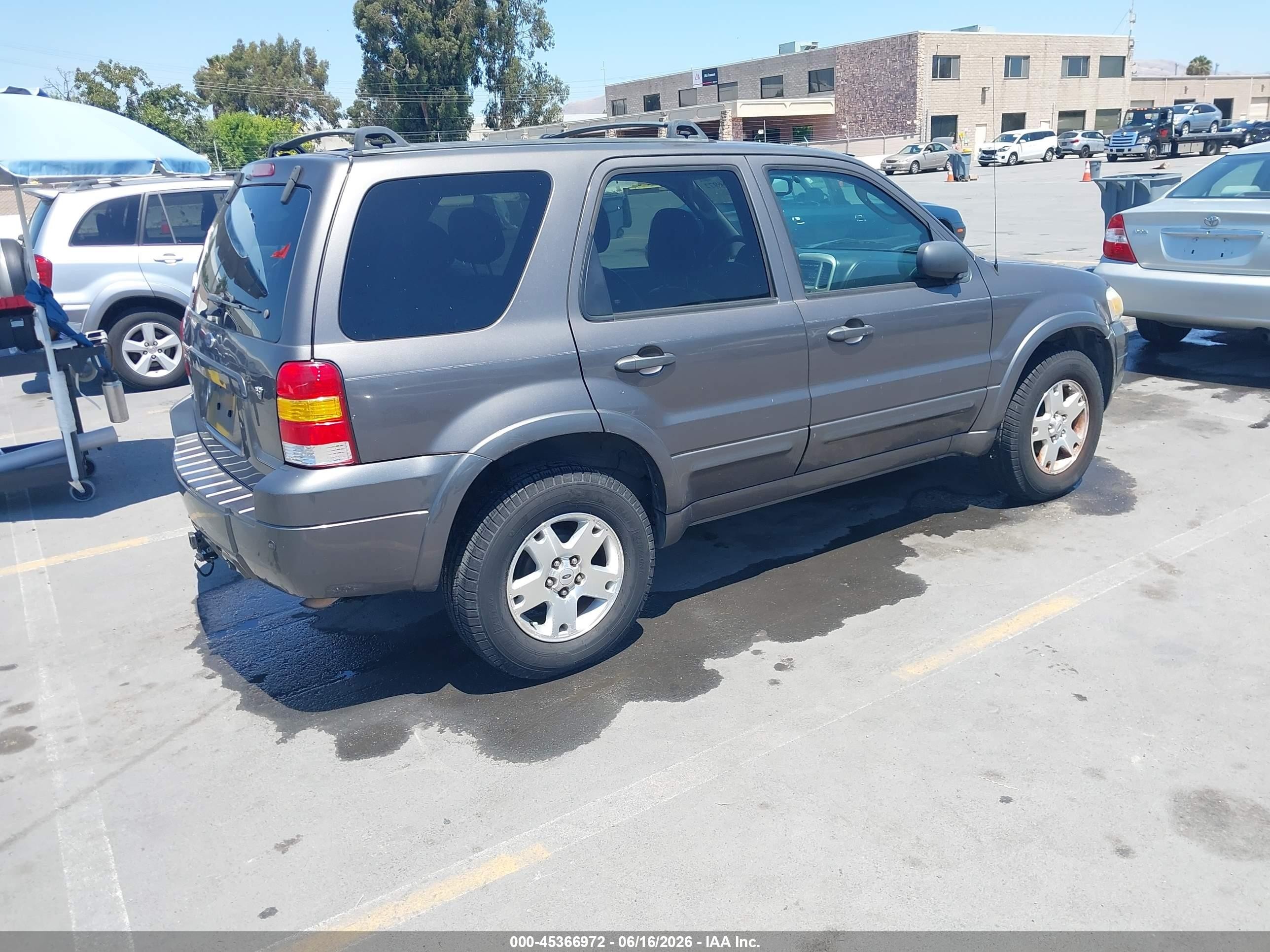 2006 Ford Escape Limited Серый vin: 1FMCU04166KA50530