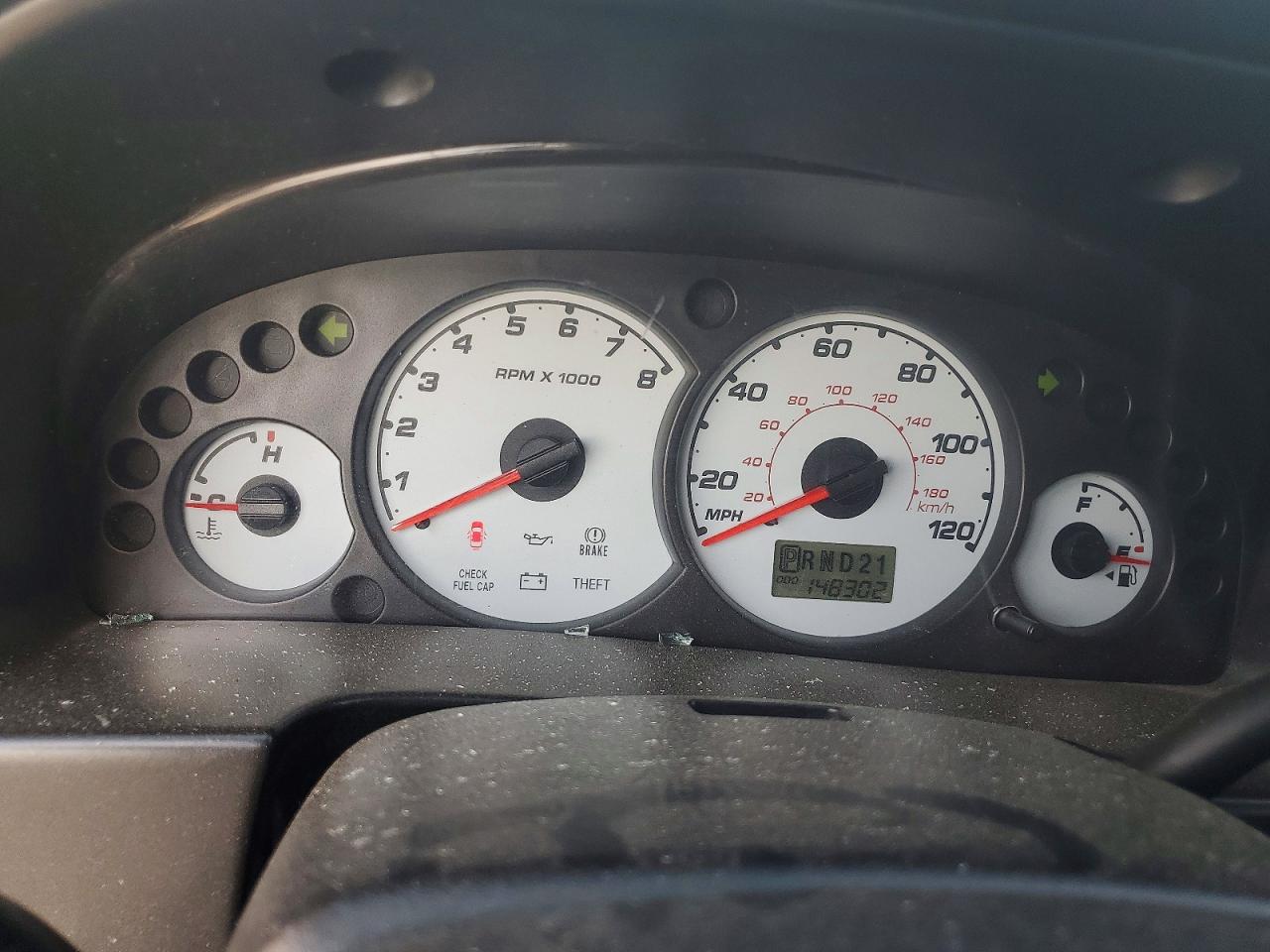 2004 Ford Escape Limited Silver vin: 1FMCU04184KA49117