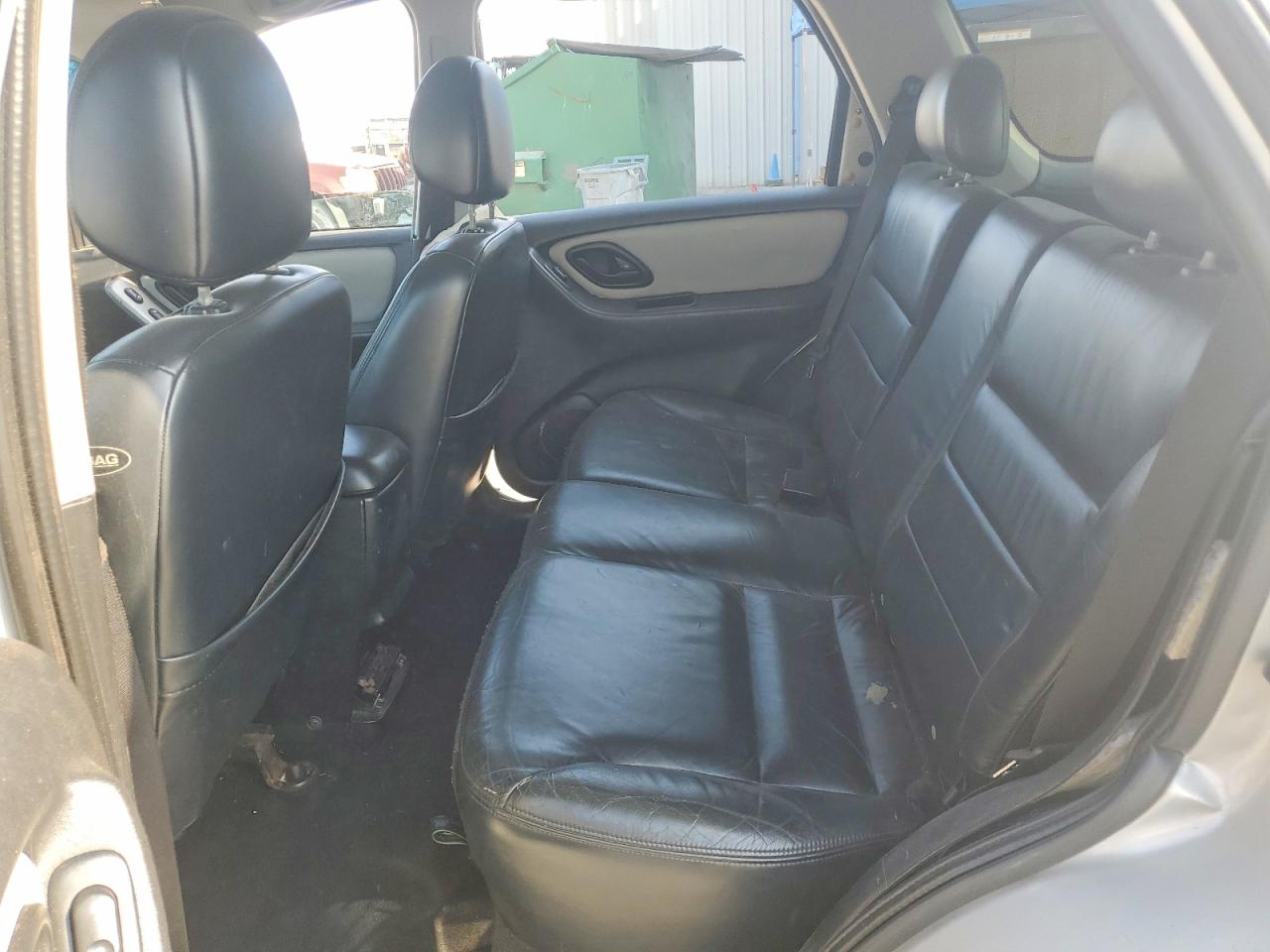 2004 Ford Escape Limited Silver vin: 1FMCU04184KA49117