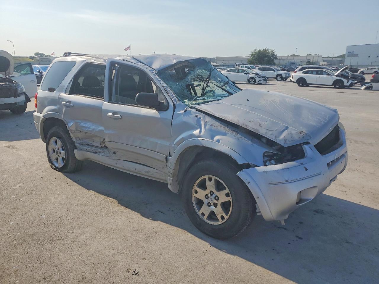 2004 Ford Escape Limited Silver vin: 1FMCU04184KA49117